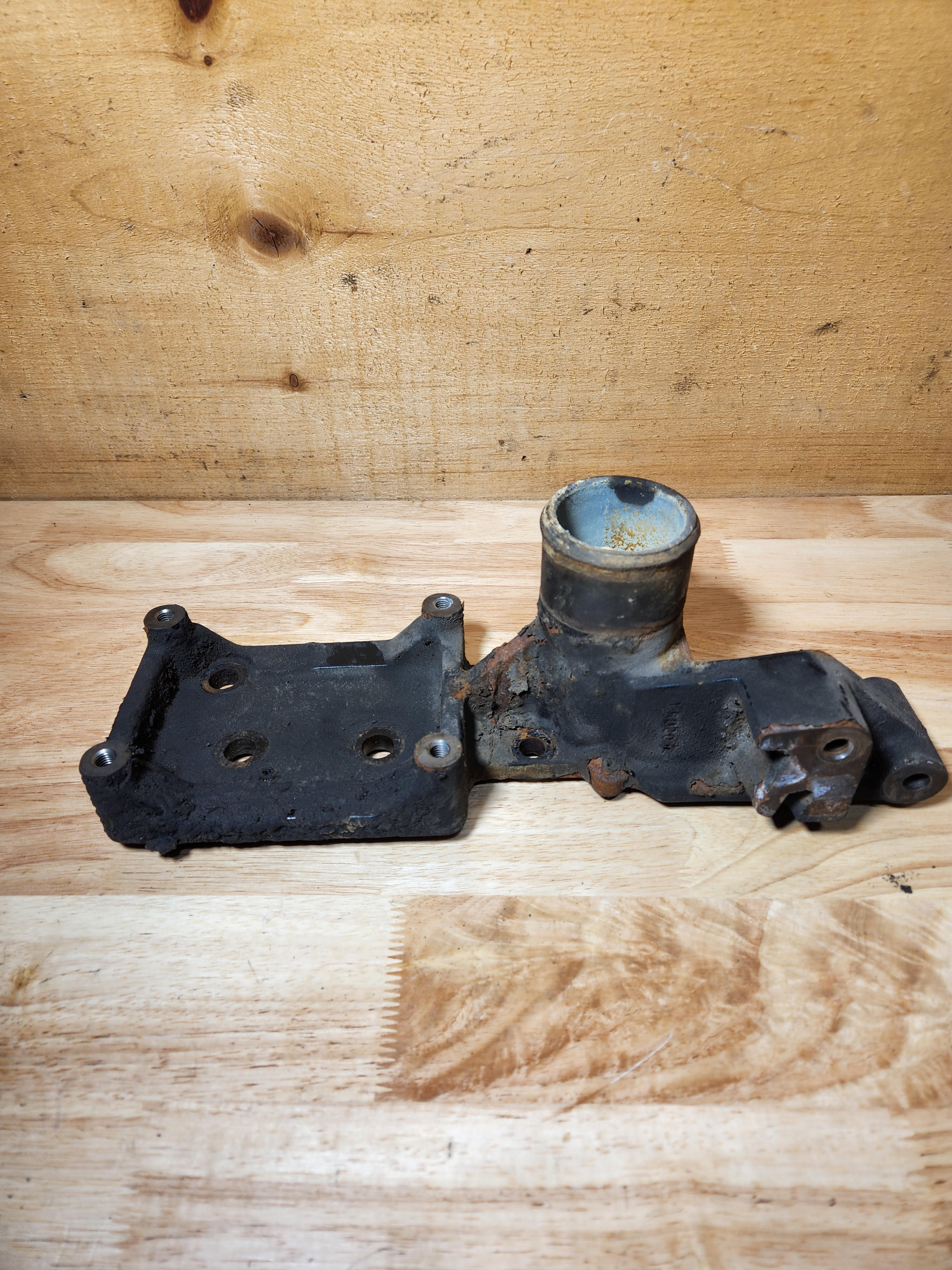 1991-2002 Dodge Ram 12V / 24V 5.9L 2500 3500 A/C Alternator Bracket Cummins (OEM)