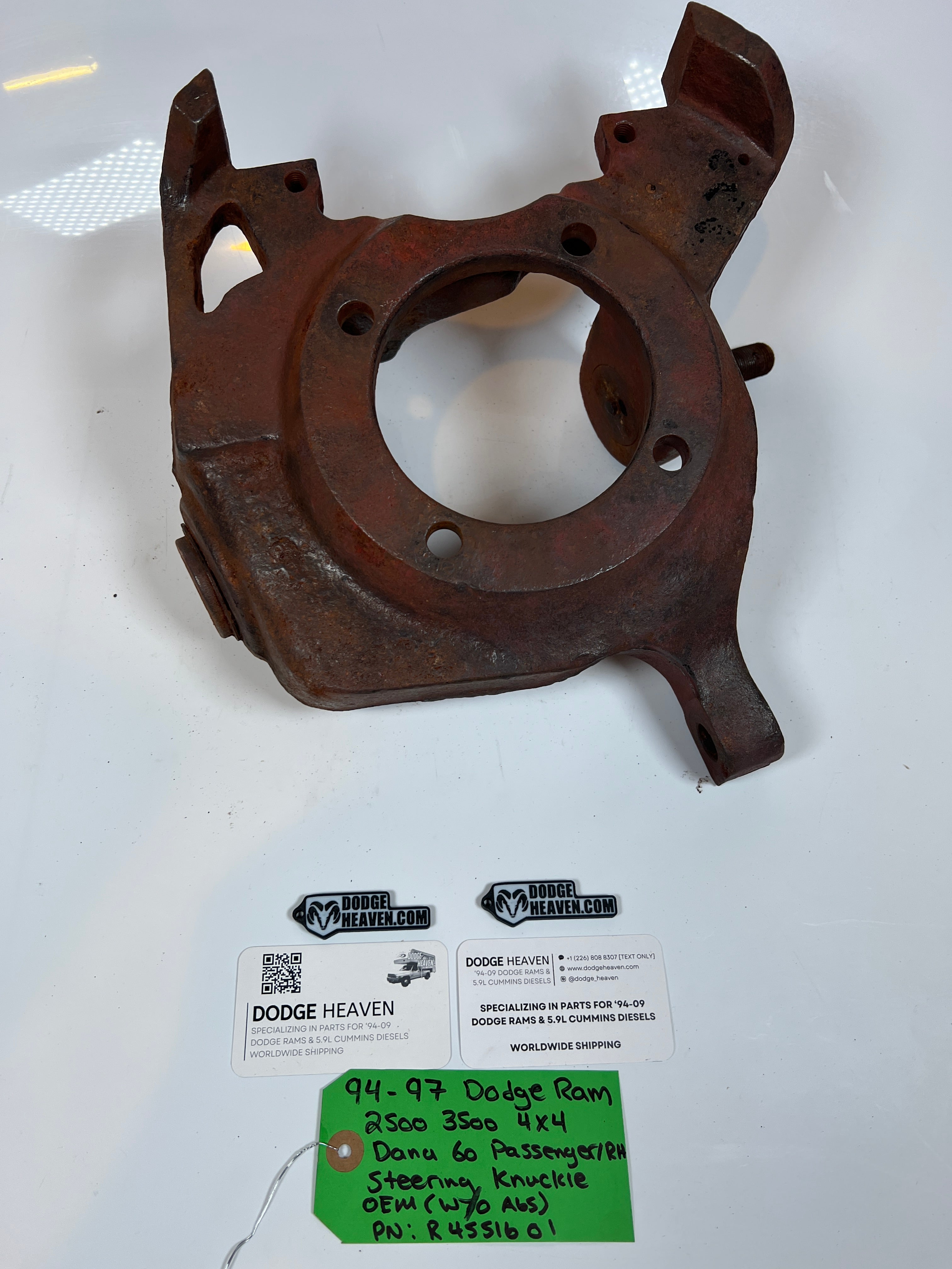 1994-1997 Dodge Ram 2500 3500 Dana 60 4x4 Steering knuckle Pass