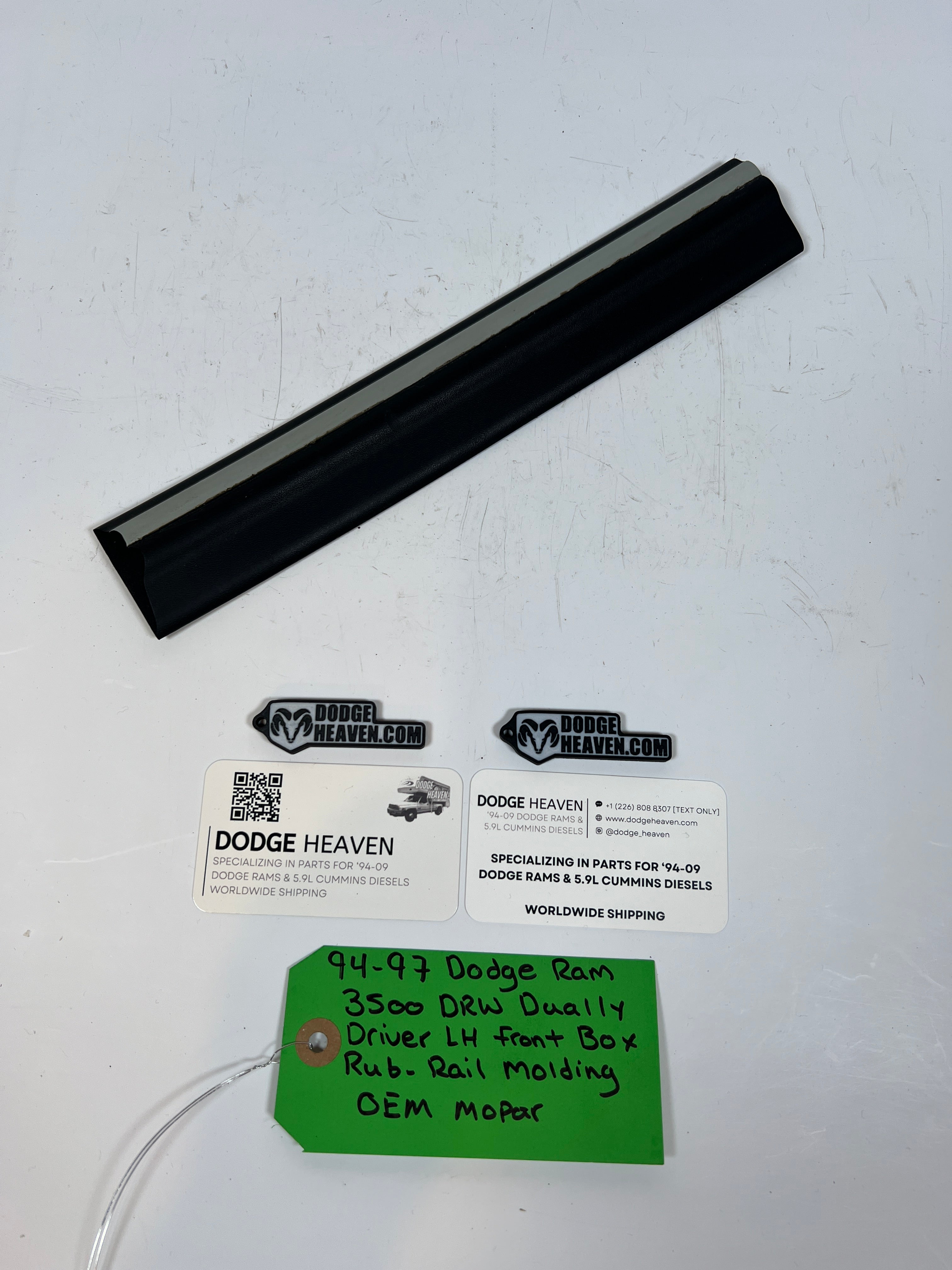 1994-1997 Dodge Ram 3500 Dually Driver Front Box Rub-Rail Molding