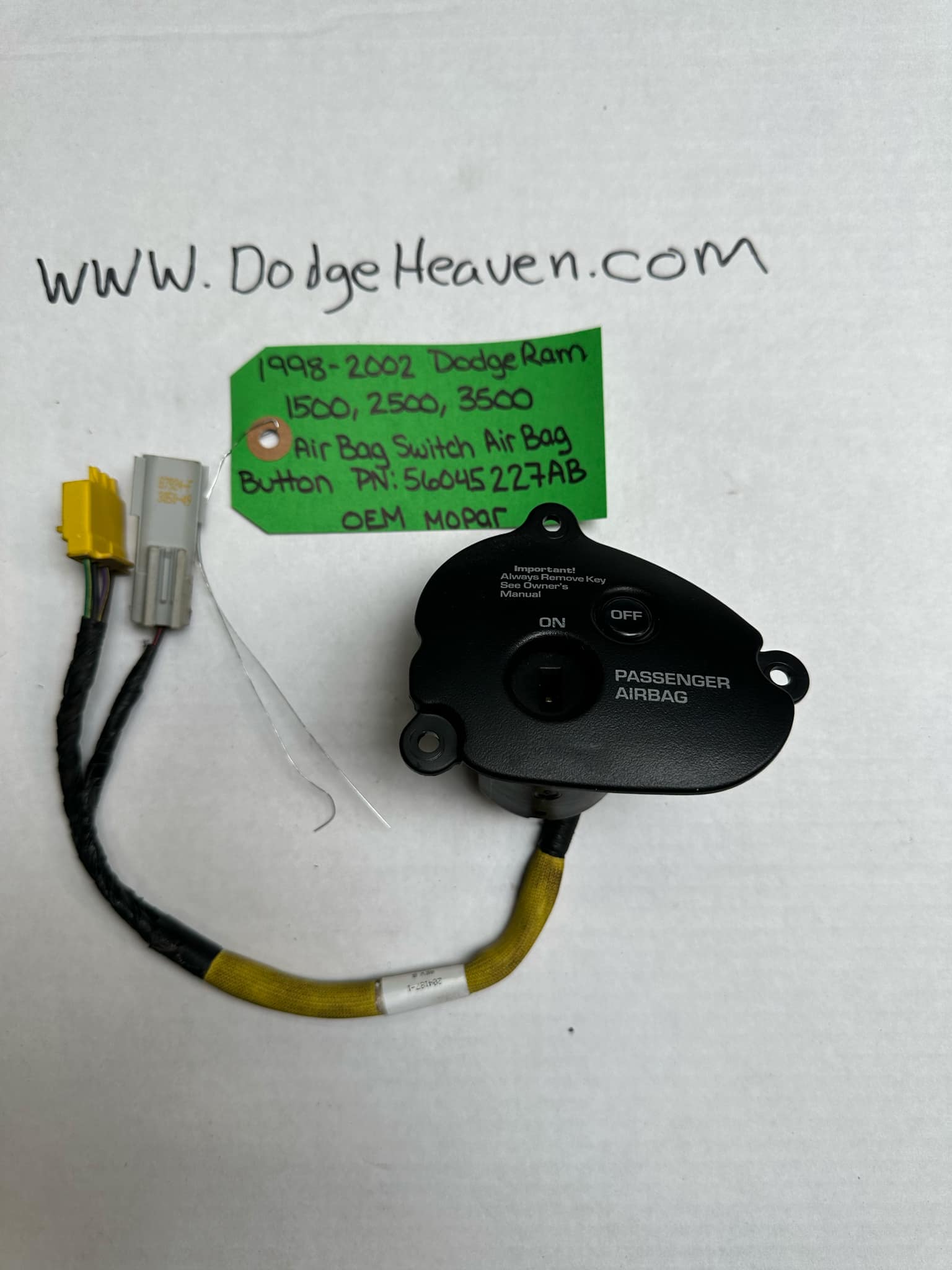 1998.5-2002 Dodge Ram 1500/2500/3500 Passenger-Side Air Bag Disarm Switch (OEM)