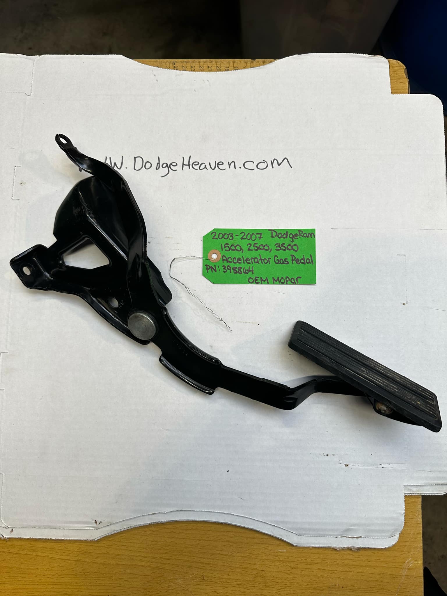 2002-2007 Dodge Ram 1500/2500/3500 Accelerator Pedal (OEM)