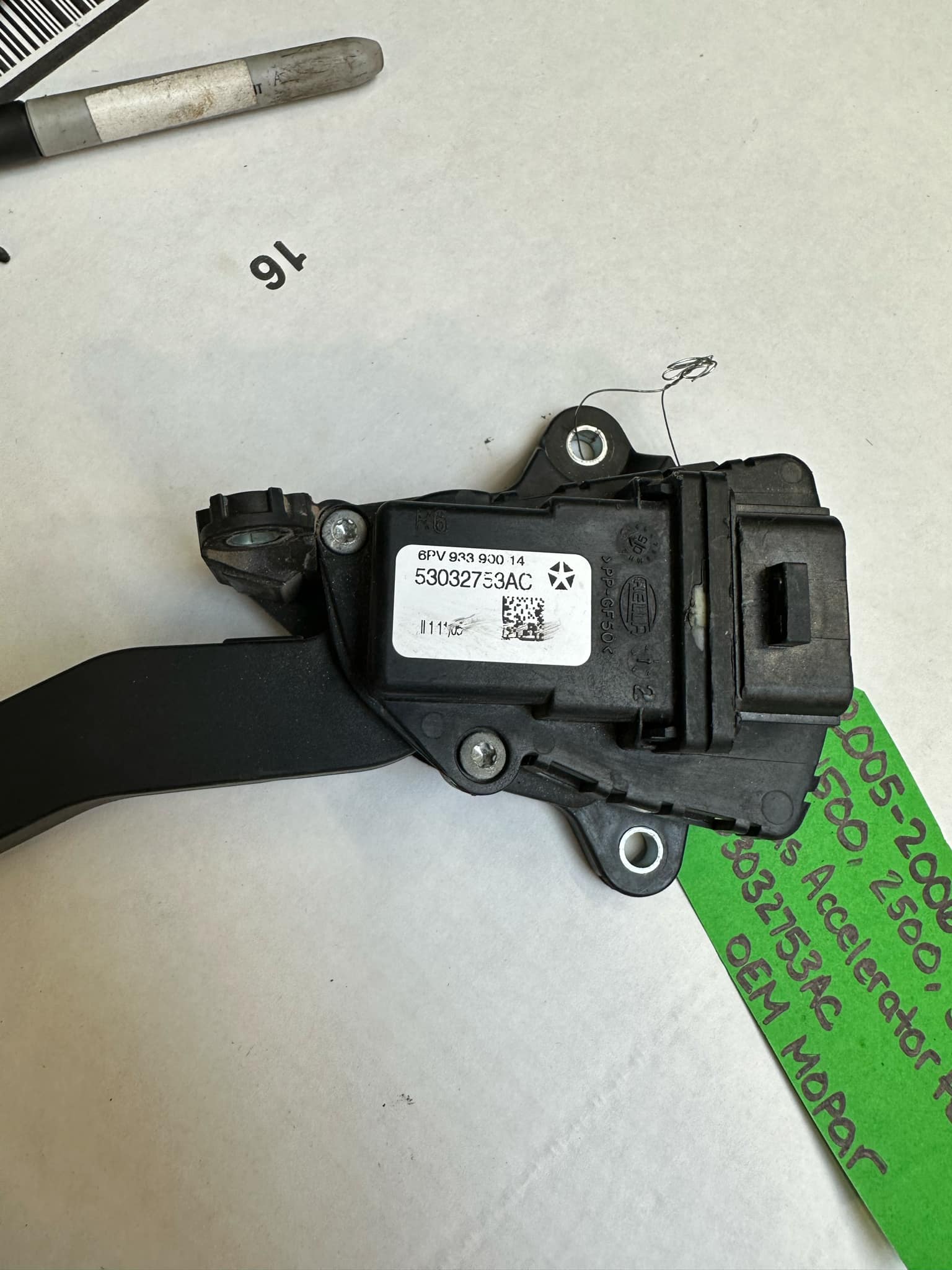 2005-2006 Dodge Ram 1500/2500/3500 Accelerator Pedal w/ TPS (OEM)