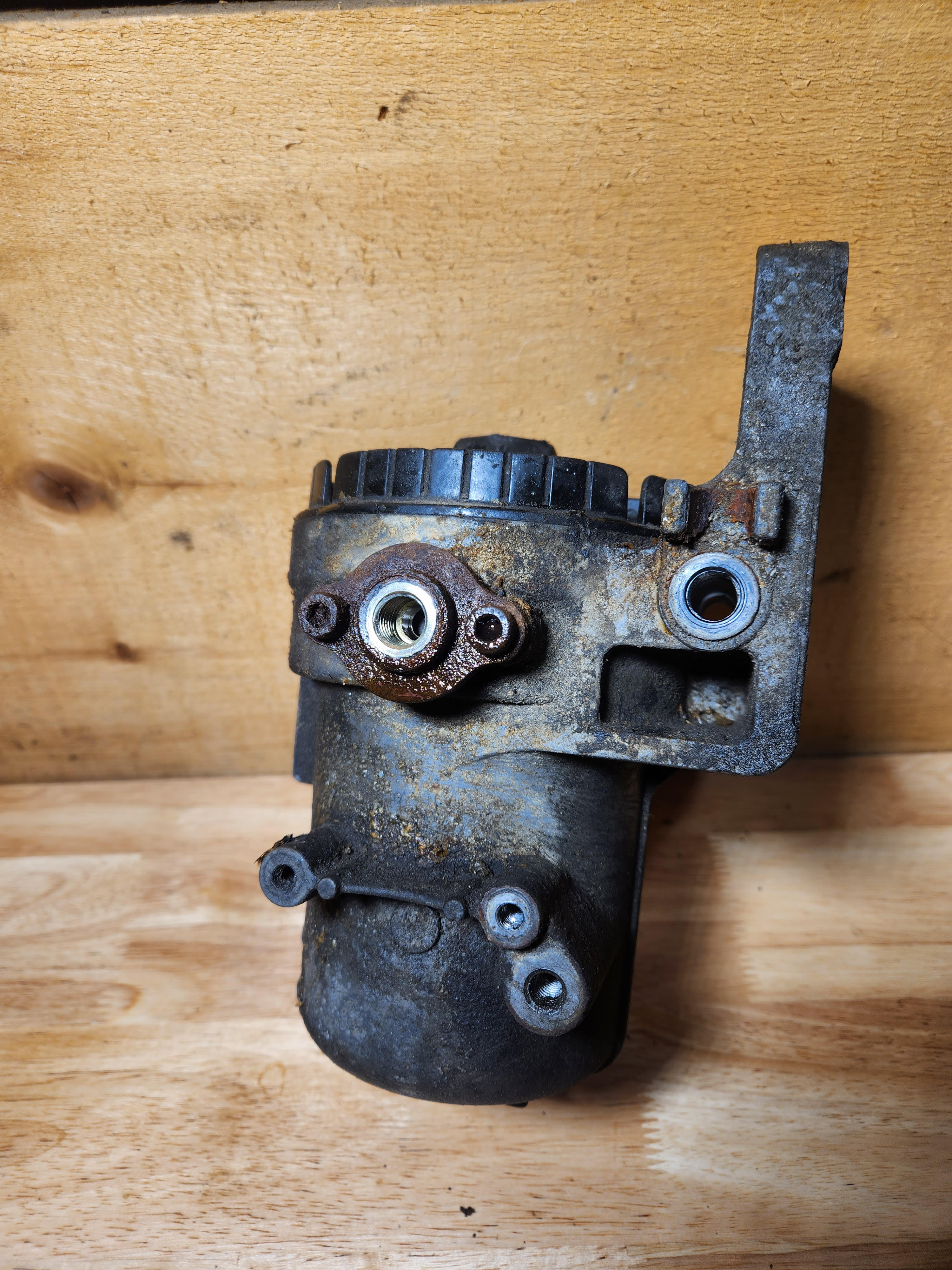 2003-2007 Dodge Ram 2500/3500 5.9L 24V Cummins Fuel Filter Housing