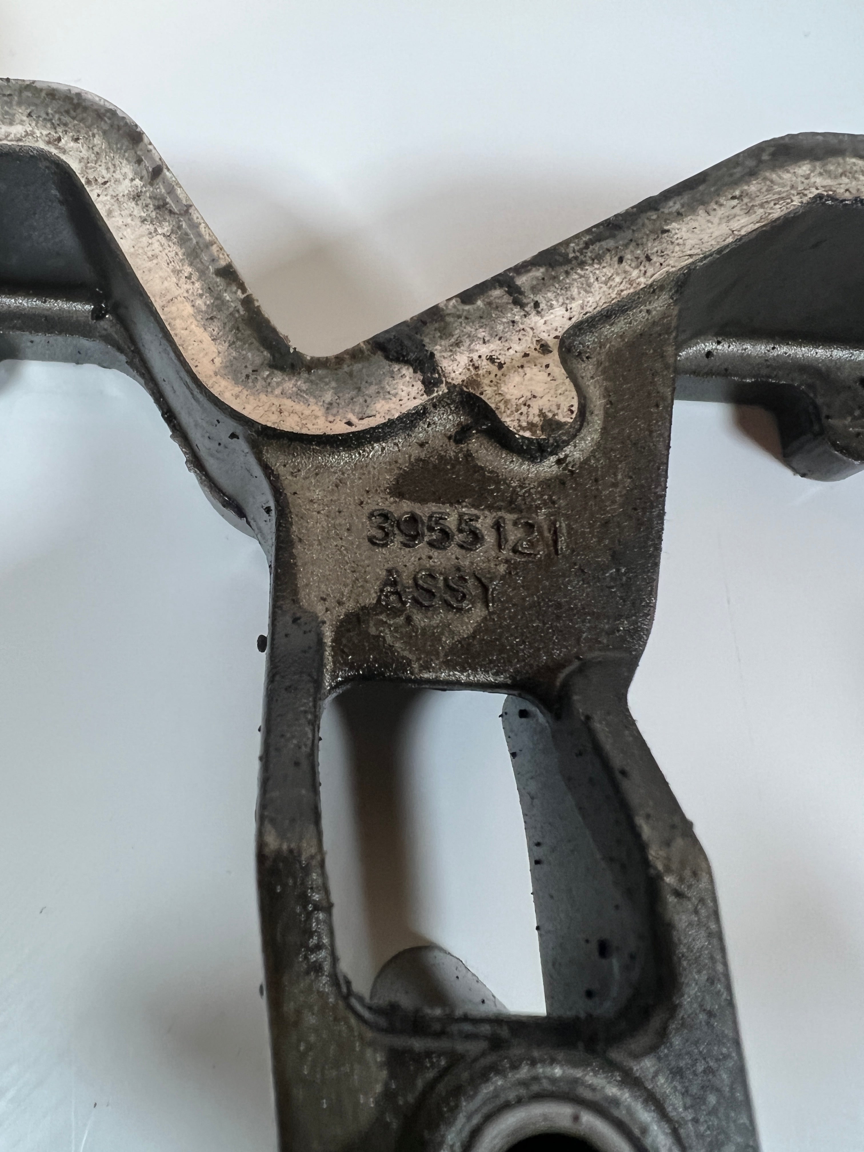 2003-2007 Dodge Ram 2500 3500 5.9L Cummins Injector Harness Valve Cover Spacer (OEM)