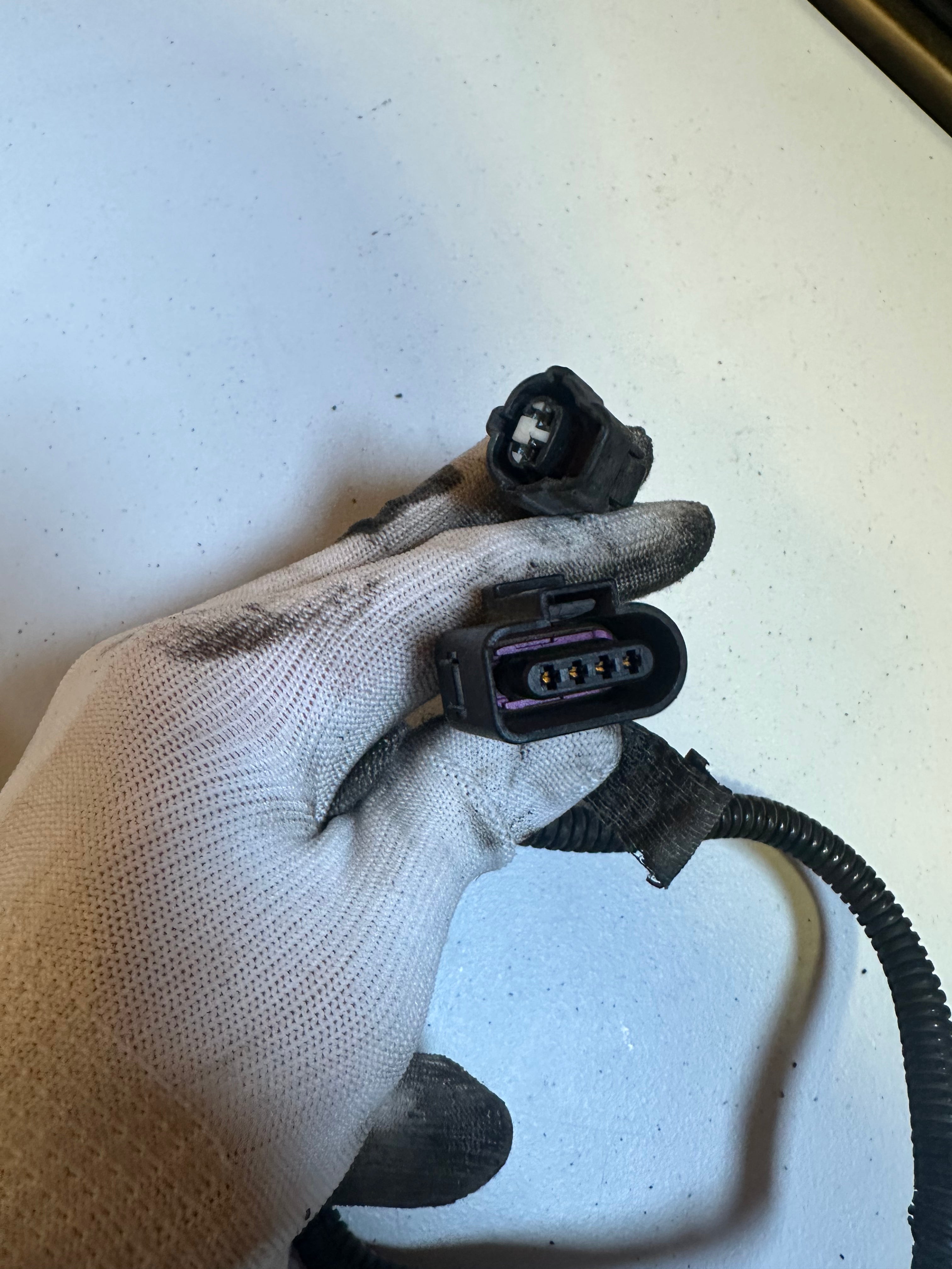 2006-2006 Dodge Ram 2500 3500 5.9L Cummins Auto Engine to ECM Wiring Harness (OEM)