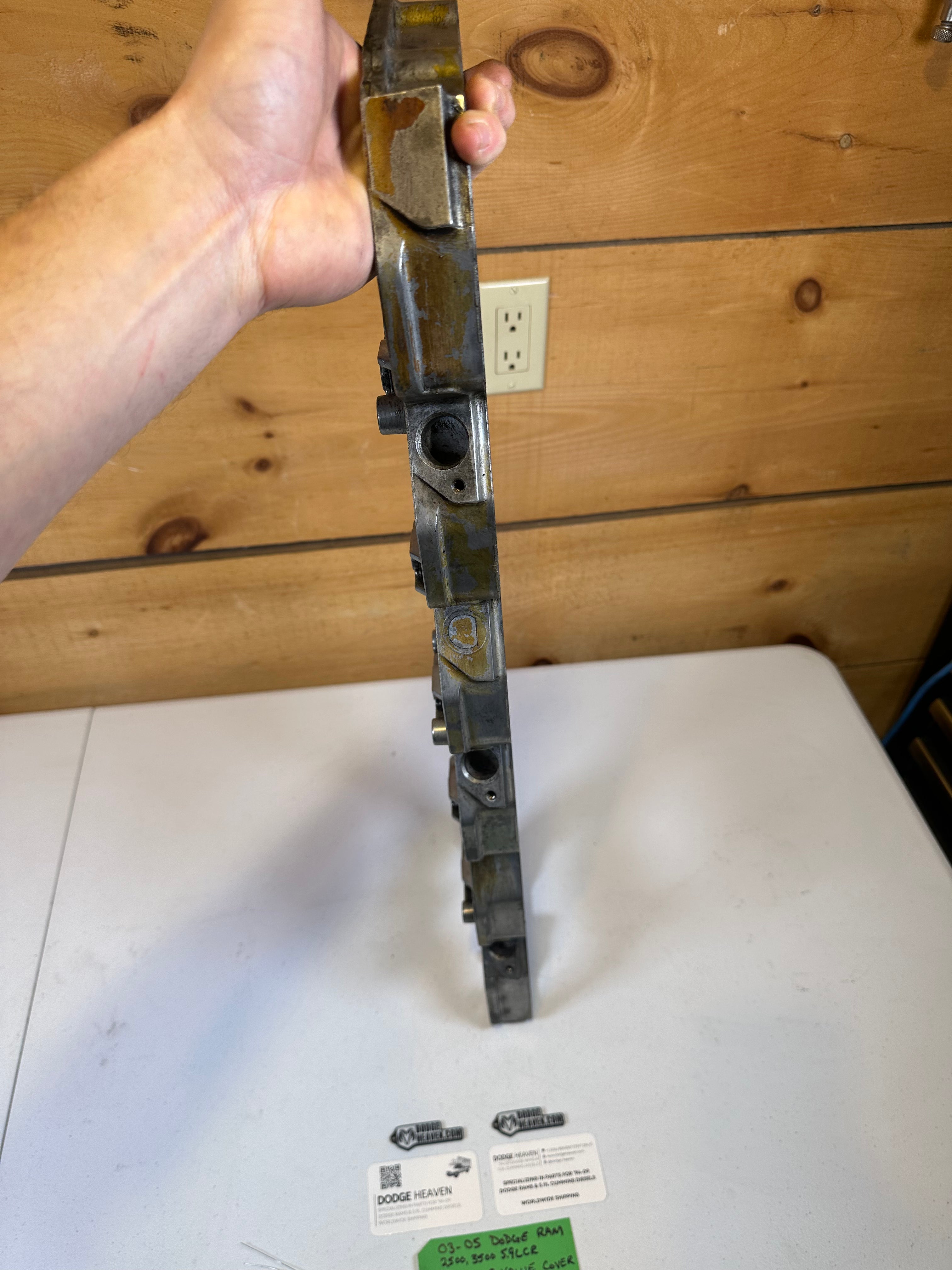 2003-2005 Dodge Ram 2500/3500 5.9L Cummins Valve Cover Spacer (OEM)