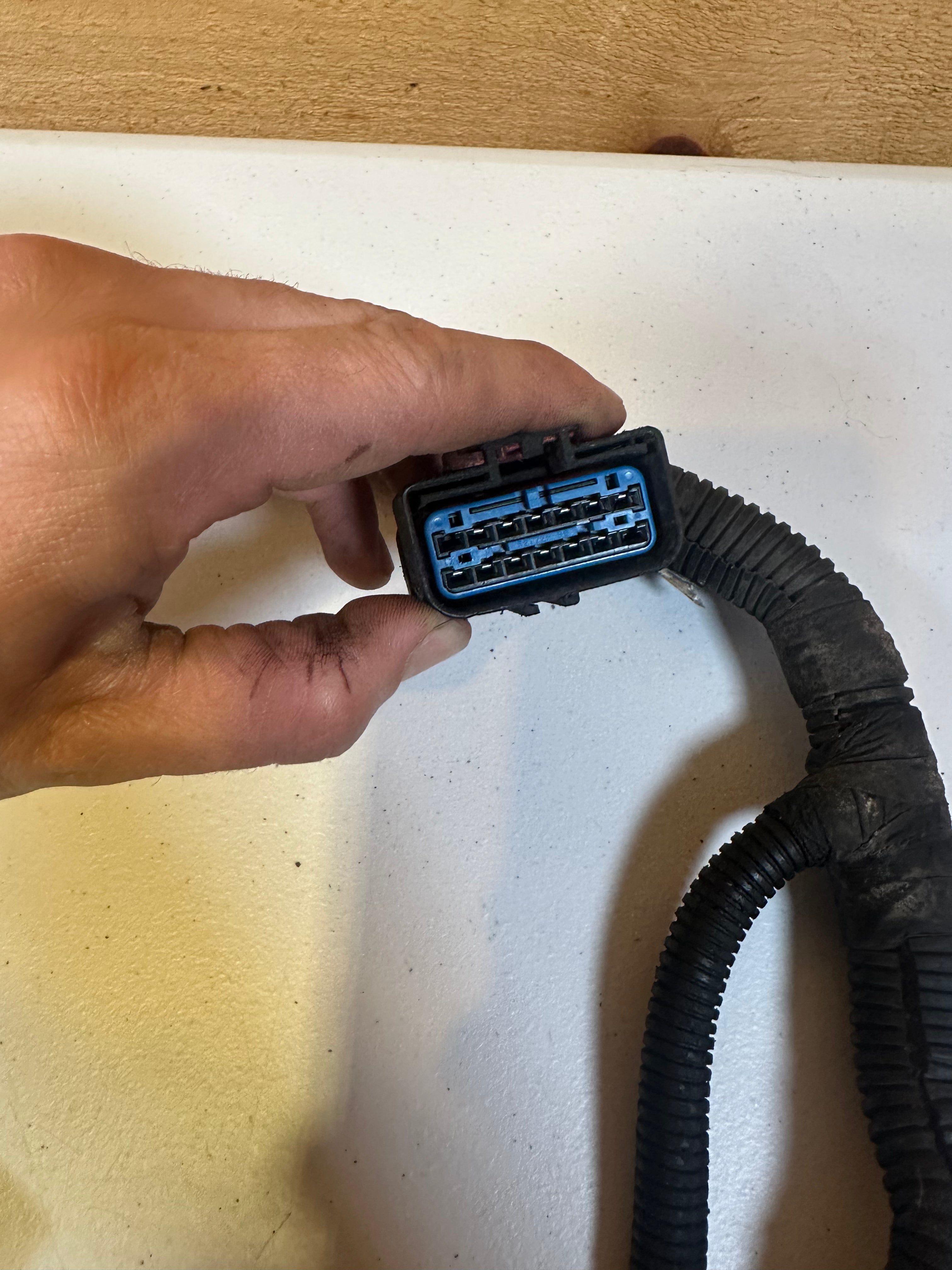 2006-2006 Dodge Ram 2500 3500 5.9L Cummins Auto ECM Engine Harness (OEM)