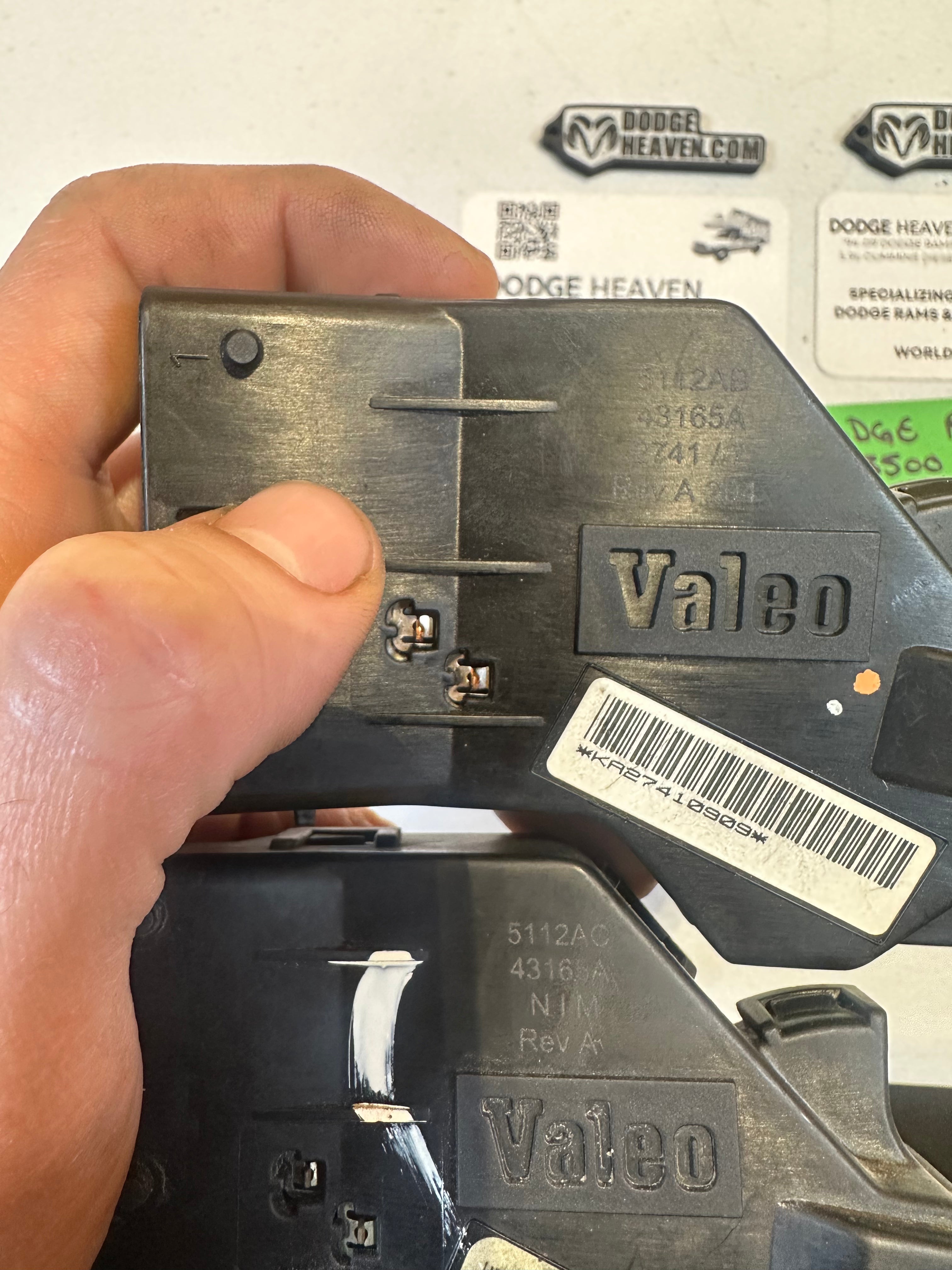 2002-2005 Dodge Ram 1500 2500 3500 Ignition Switch Module (OEM)