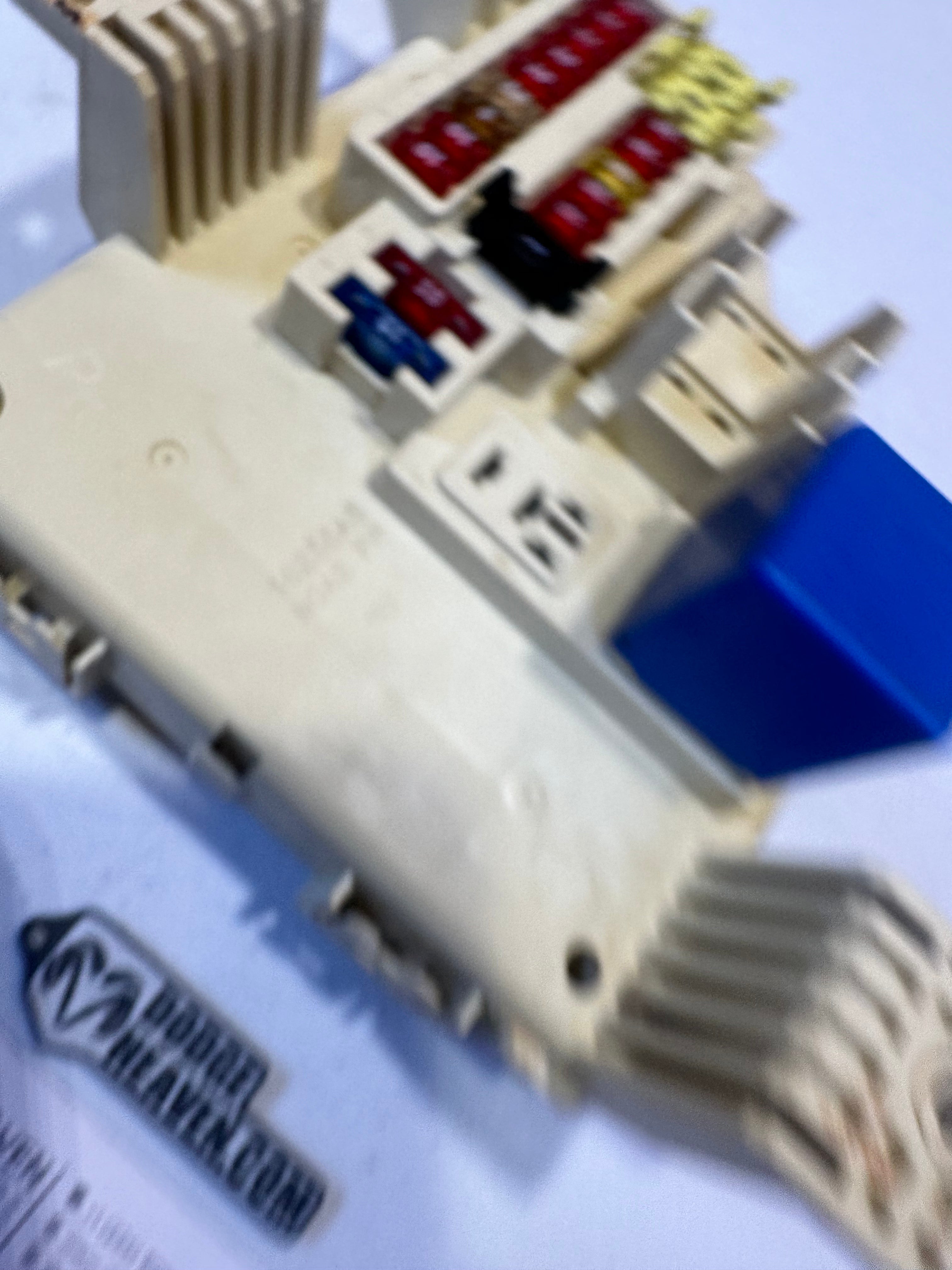 1998-2002 Dodge Ram 1500 2500 3500 Interior Dash Cabin Fuse Box Panel (OEM)