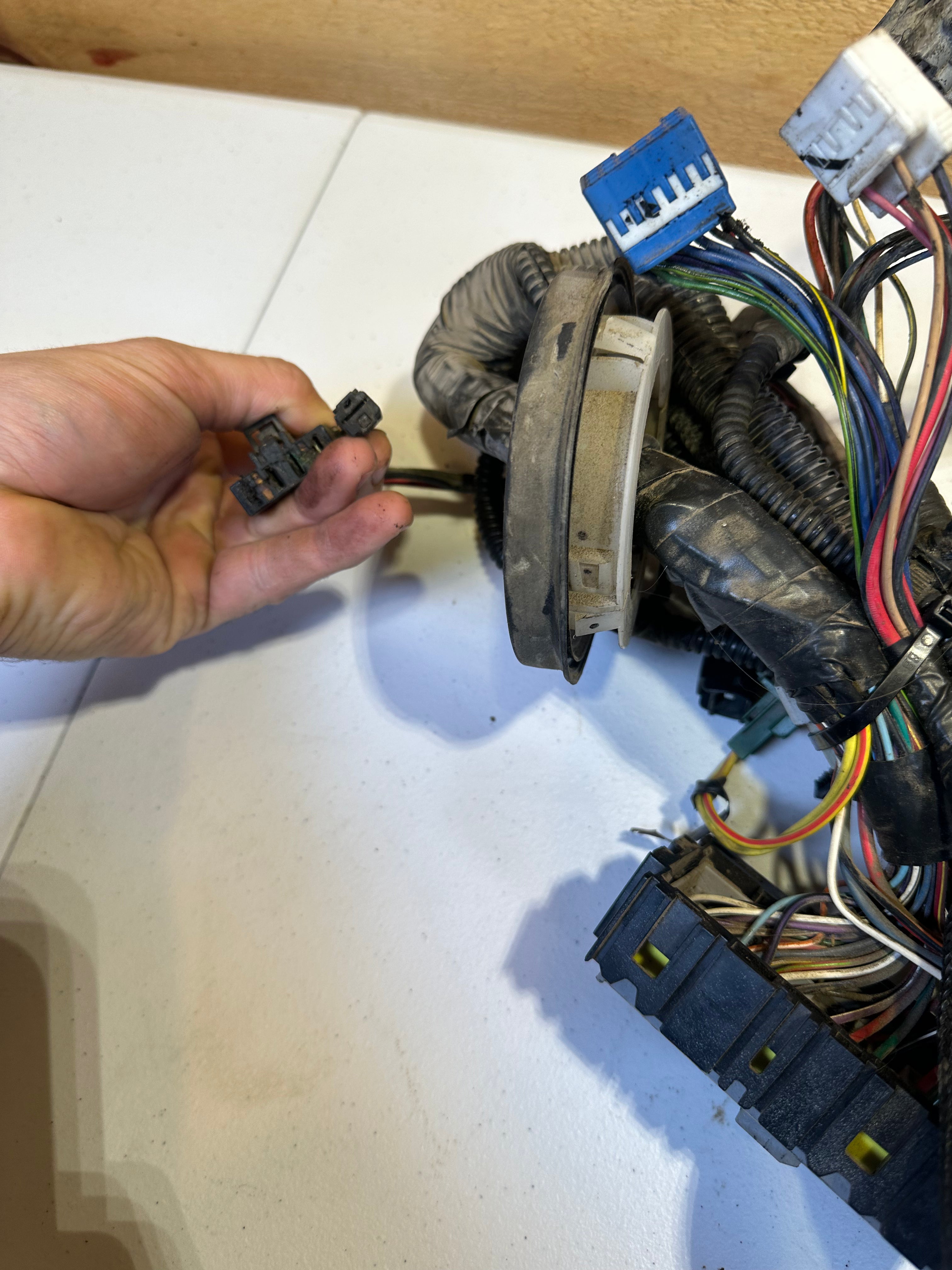 1999-1999 Dodge Ram 2500 3500 5.9L Cummins Engine Bay Wiring Harness (OEM)