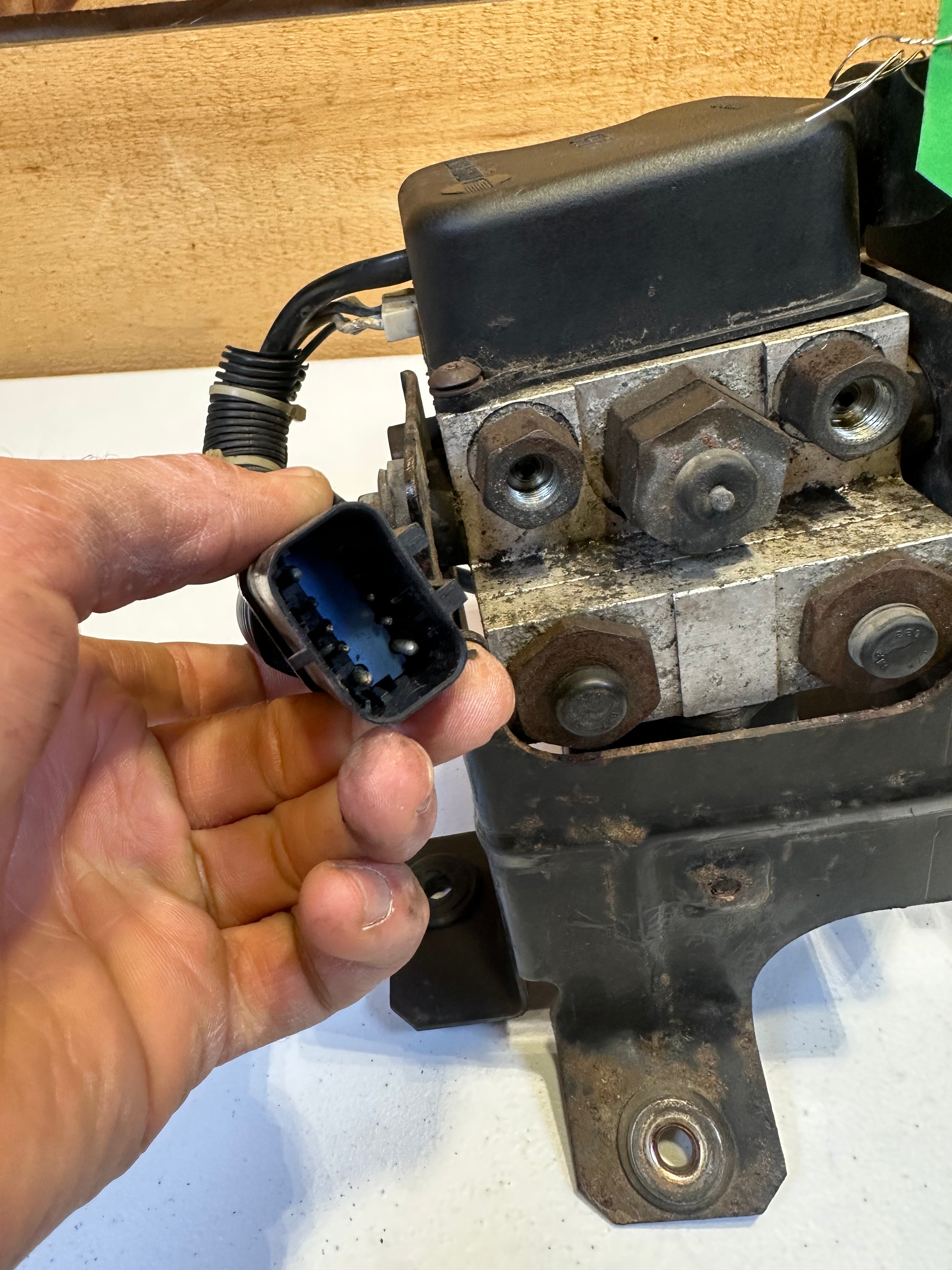 1994-1997 Dodge Ram 4 Wheel ABS Control Module & Pump (OEM)