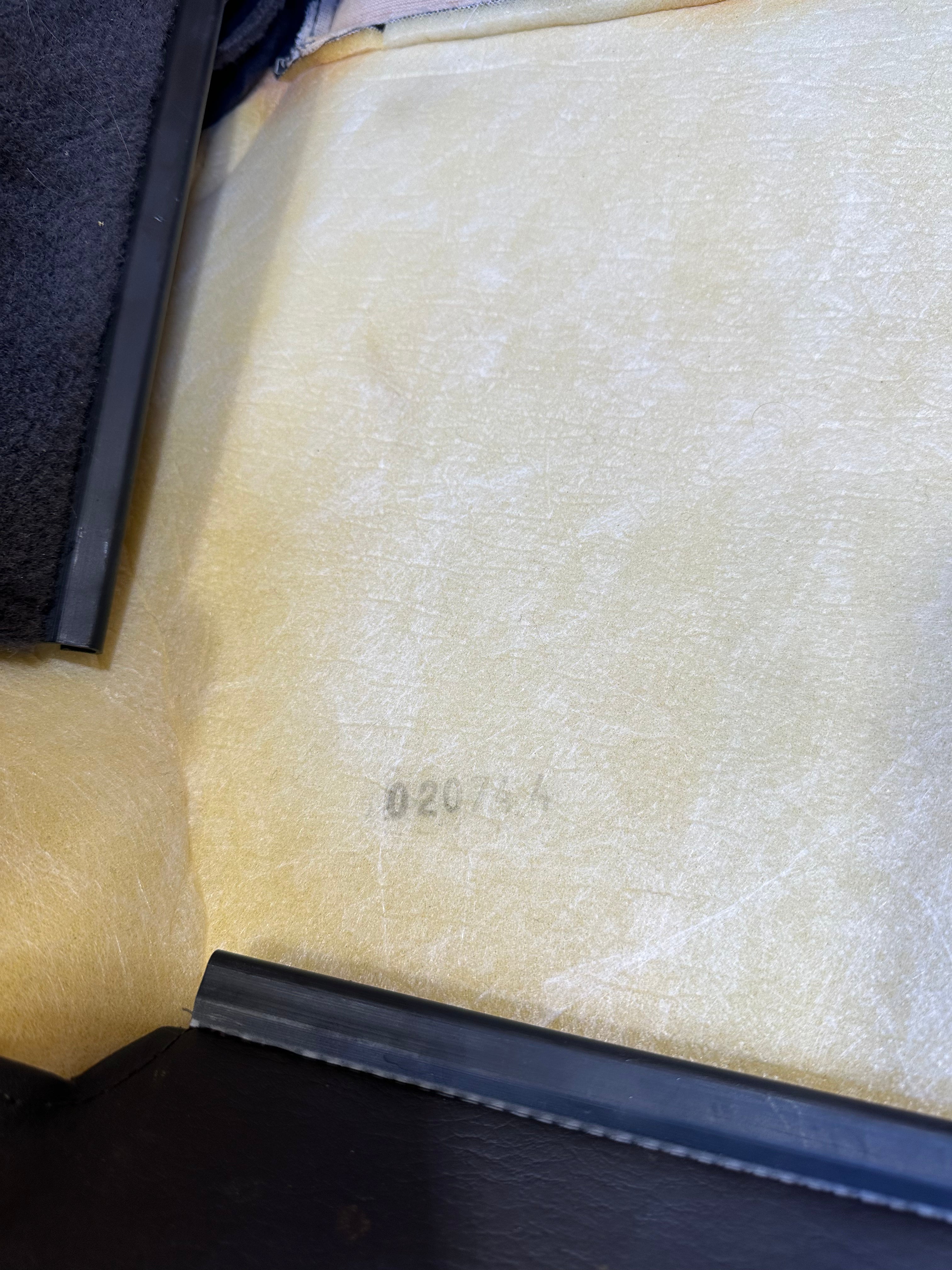 2003-2005 Dodge Ram Center Console Jumper Seat Bottom w/o Bottom Storage (OEM)