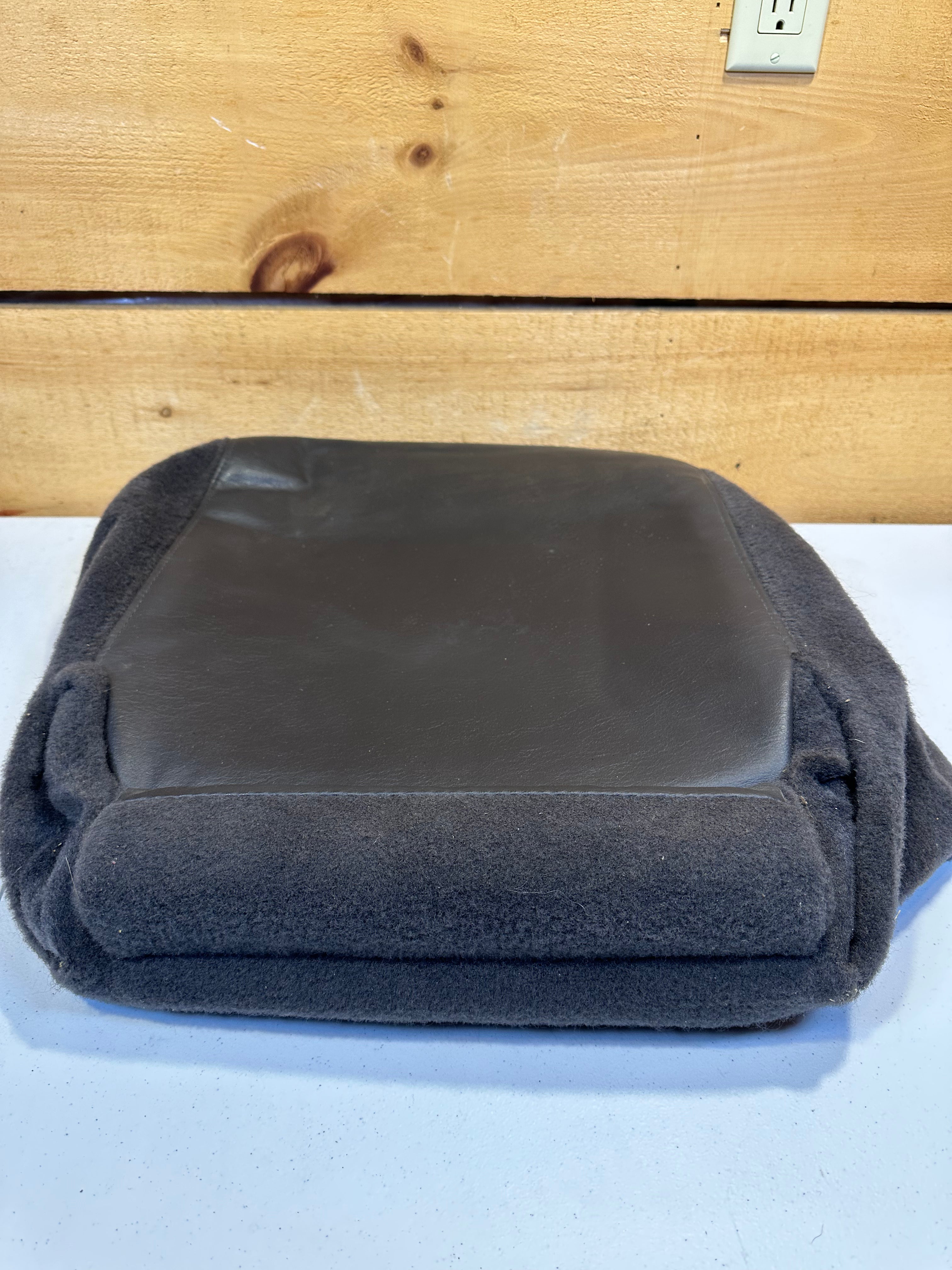 2003-2005 Dodge Ram Center Console Jumper Seat Bottom w/o Bottom Storage (OEM)