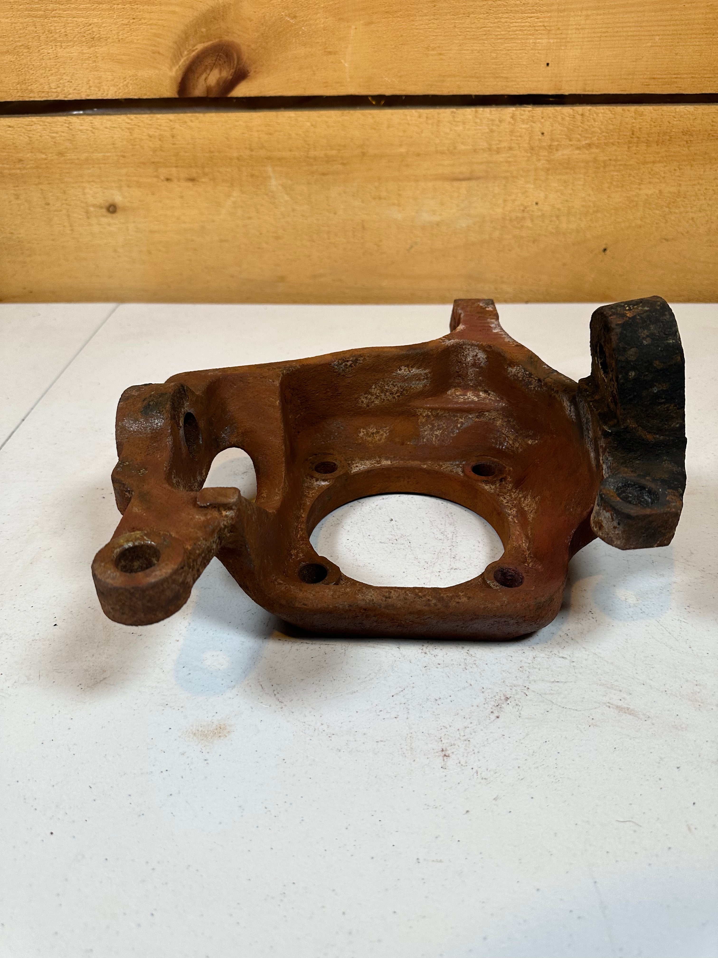 1999-2002 Dodge Ram 2500 3500 4x4 Dana 60 Passenger-Side Steering Knuckle (OEM)
