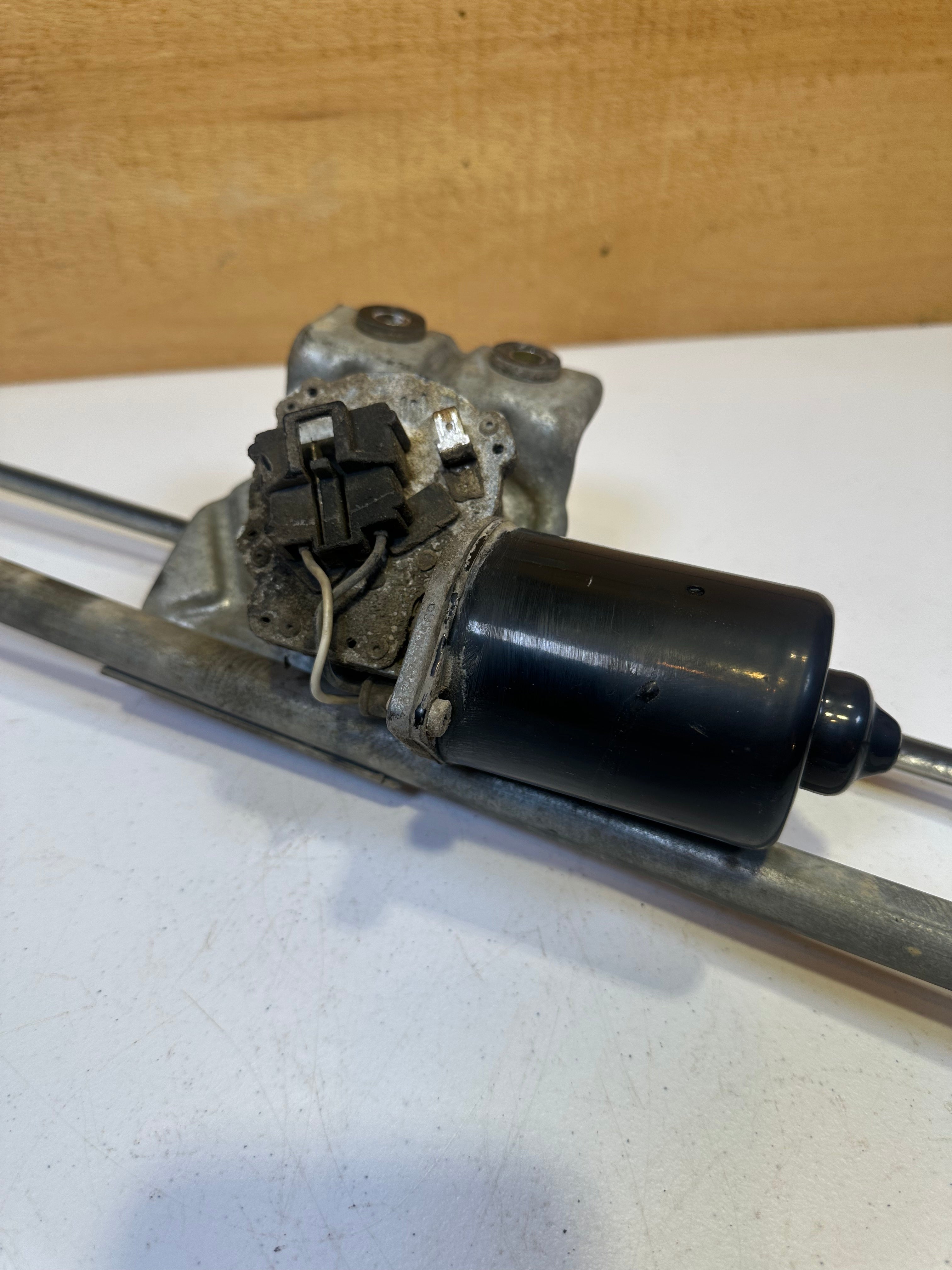 1994-2002 Dodge Ram 1500 2500 3500 Windshield Wiper Motor & Linkage (OEM)