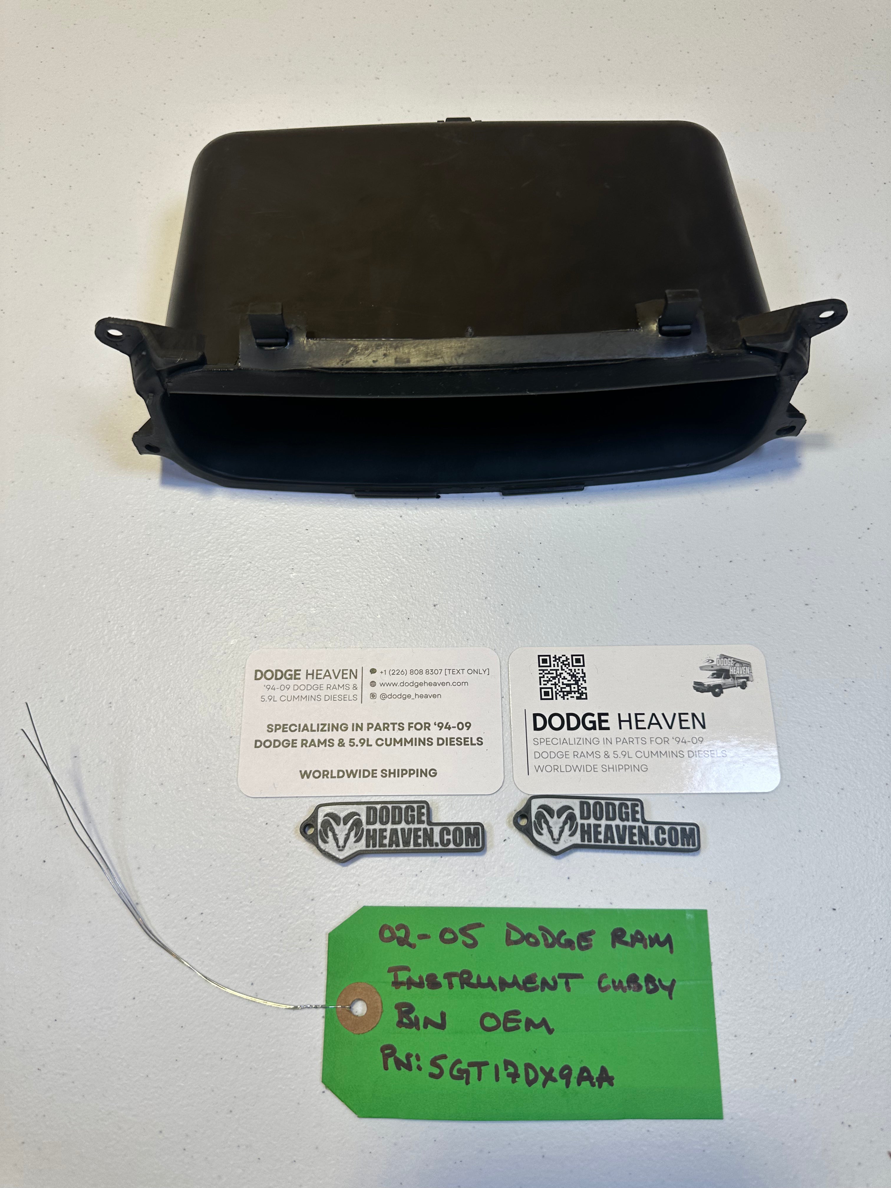 2002-2005 Dodge Ram 1500 2500 3500 Center Dash Storage Tray Cubby