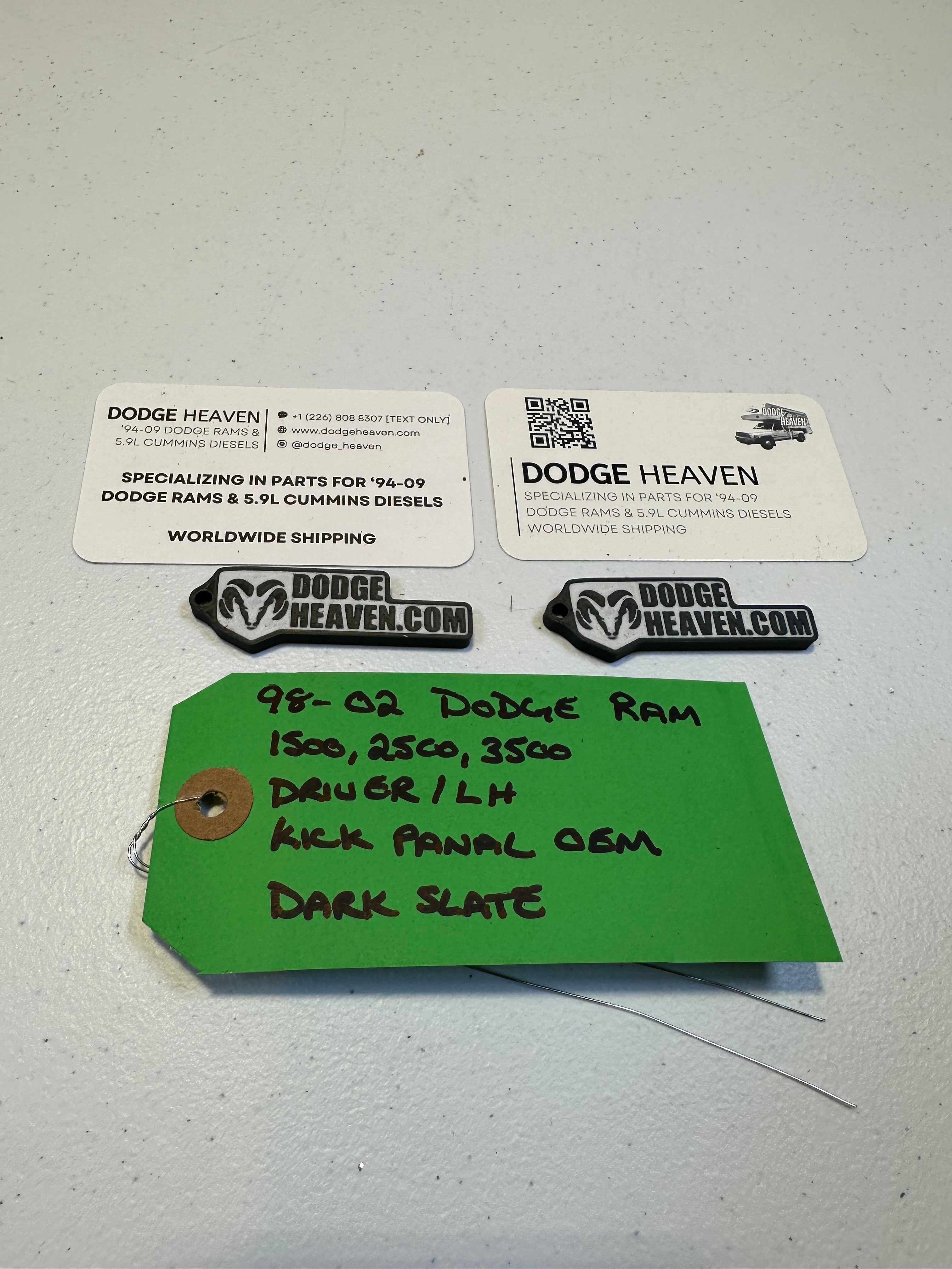 1998-2002 Dodge Ram Driver Kick Panel Agate Dark Grey