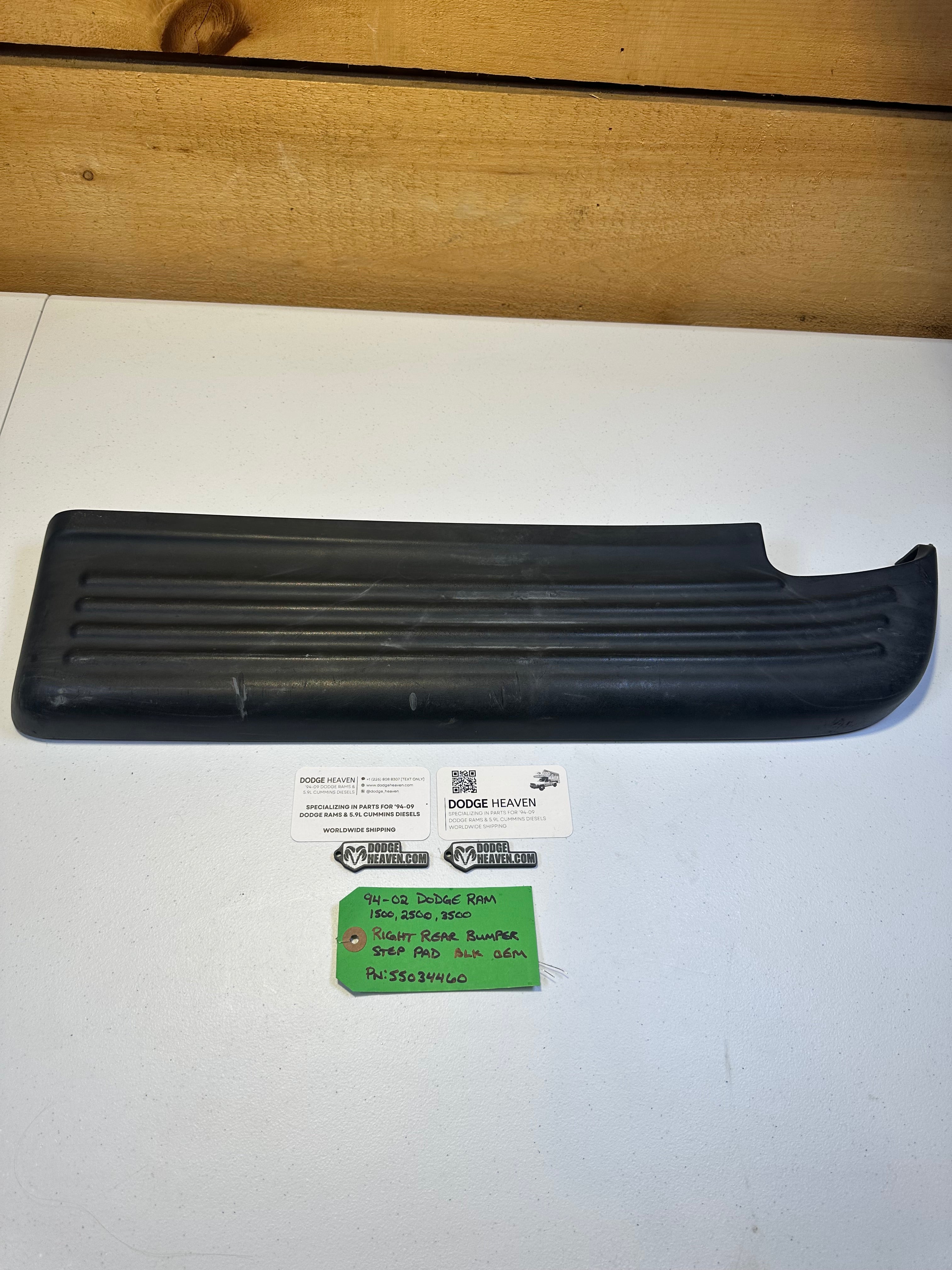 1998-2002 Dodge Ram 1500 2500 3500 Right Rear Bumper Pad Cover