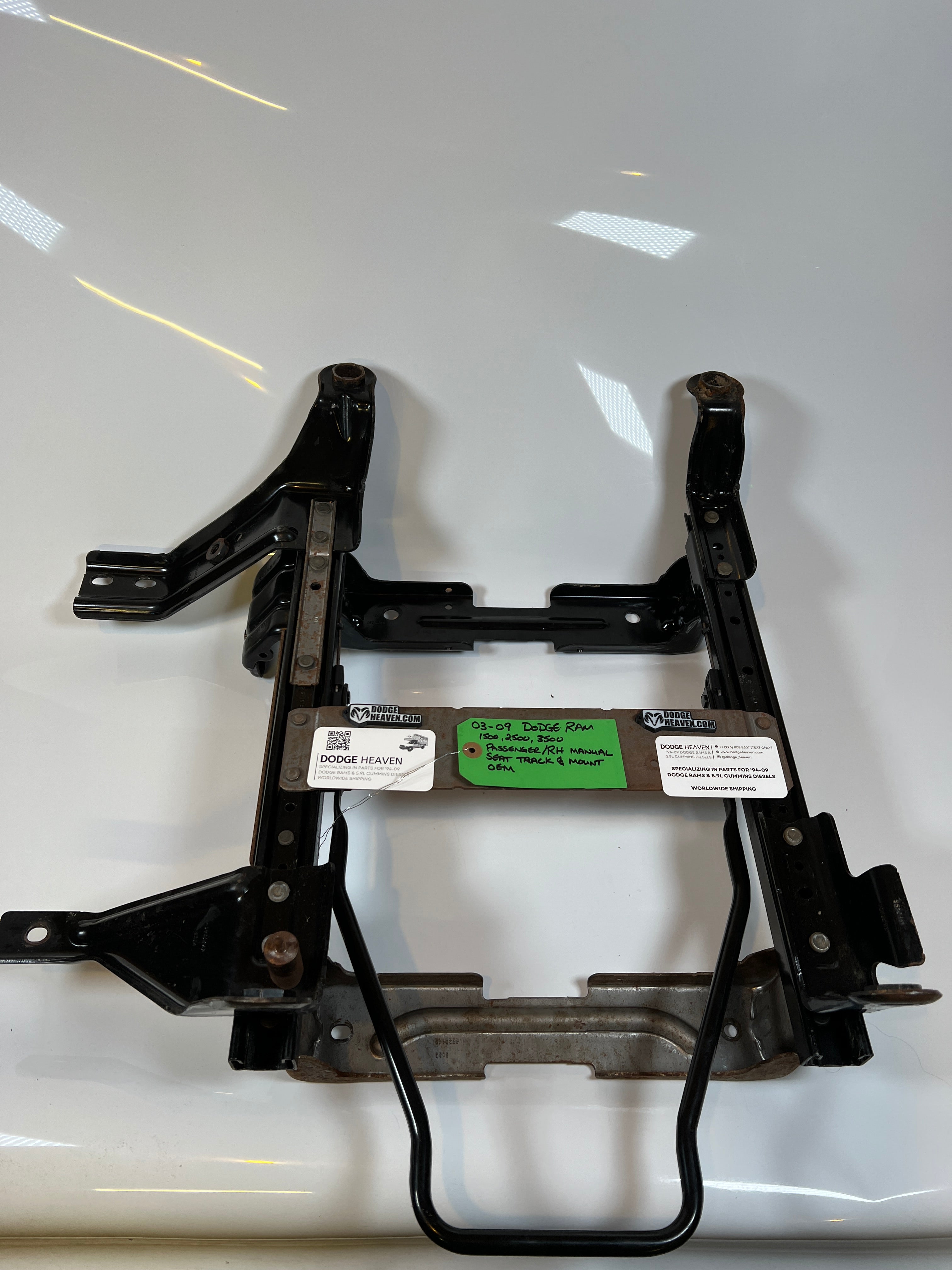 2002-2009 Dodge Ram Passenger Side Manual Seat Track & Mount 1500 2500 3500