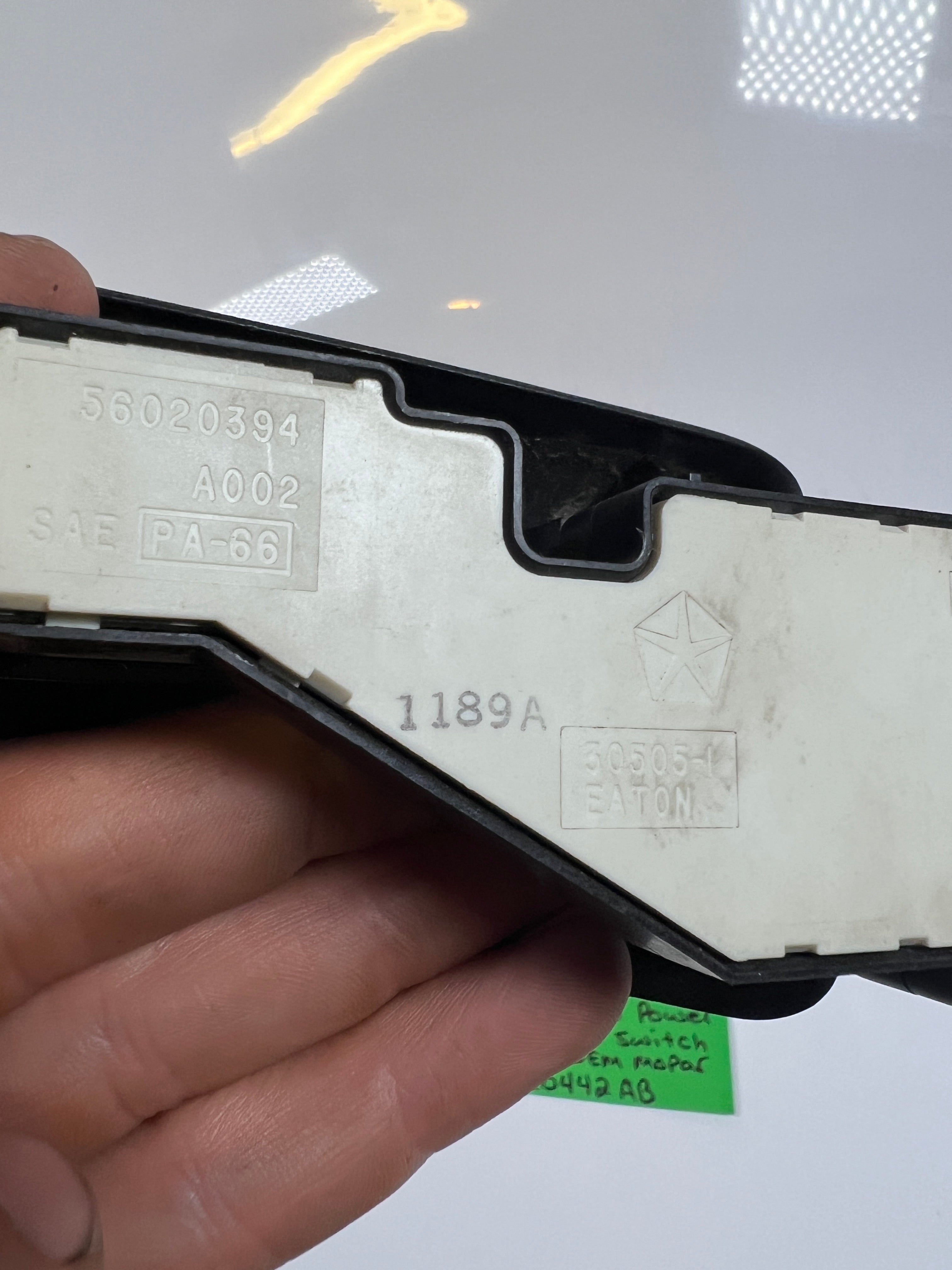 1999-2002 Dodge Ram Passenger Power Window / Lock Switch W Bezel