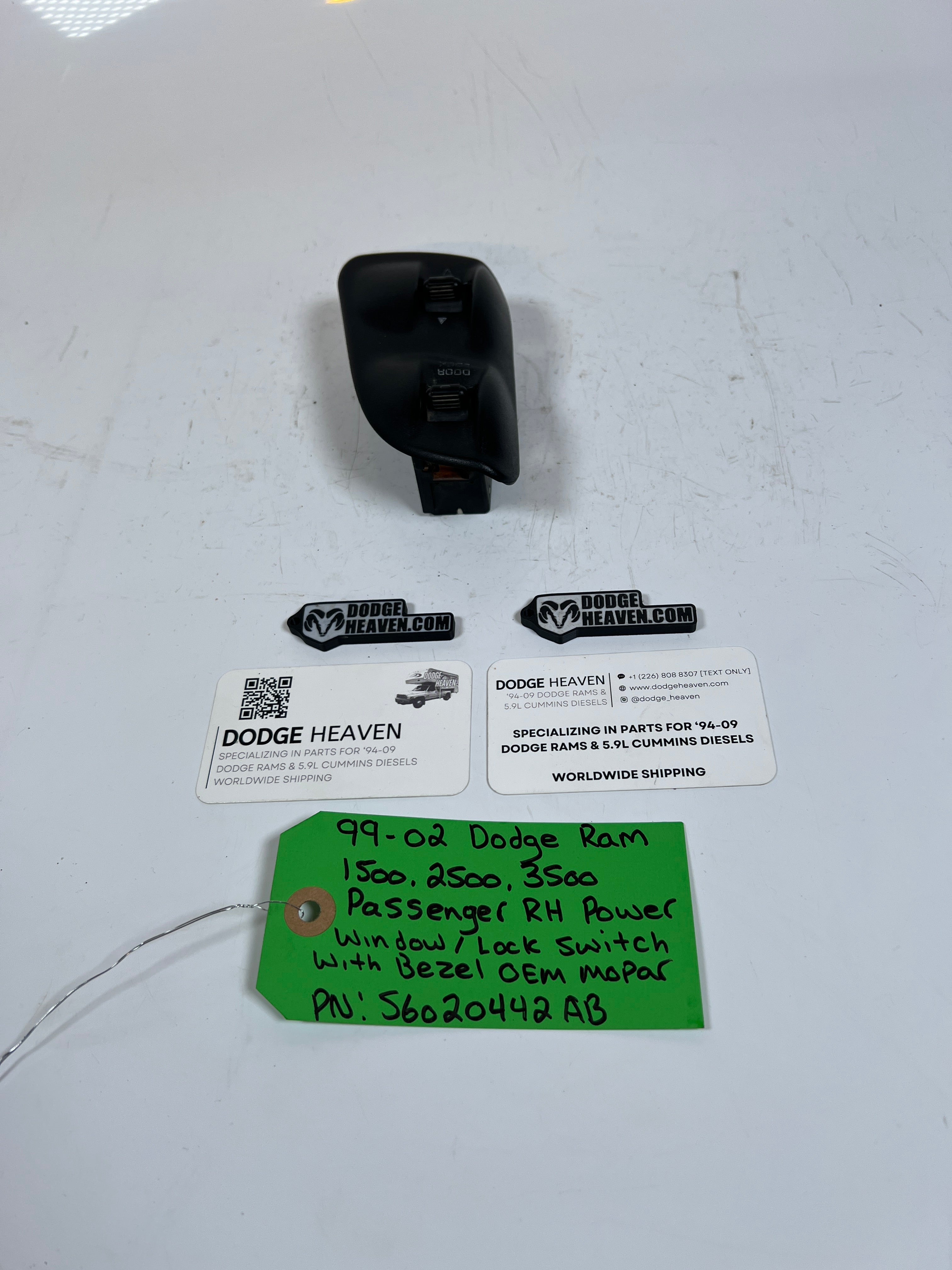 1999-2002 Dodge Ram Passenger Power Window / Lock Switch W Bezel