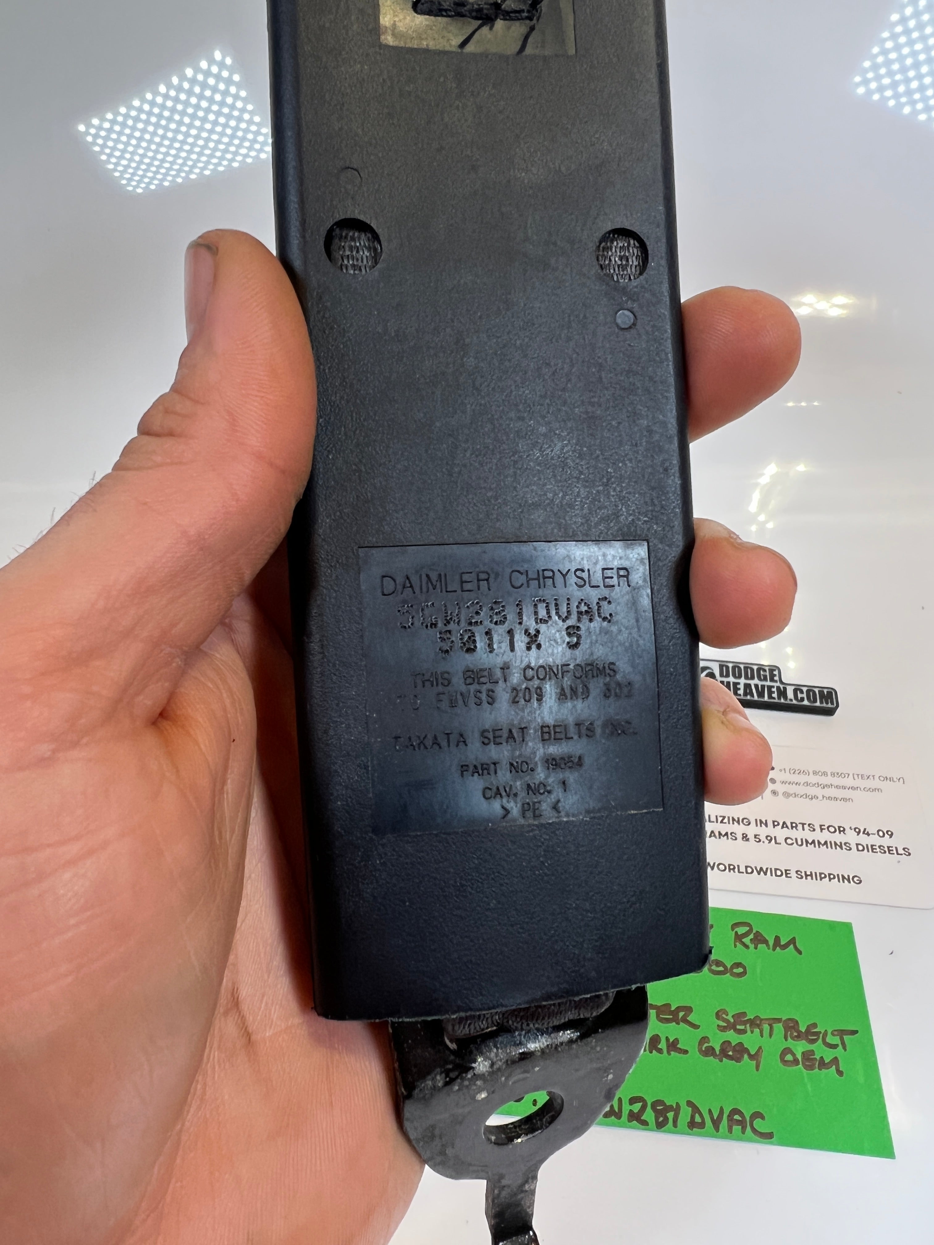 2002-2005 Dodge Ram Front Center Lap Seatbelt Buckle Dark Grey