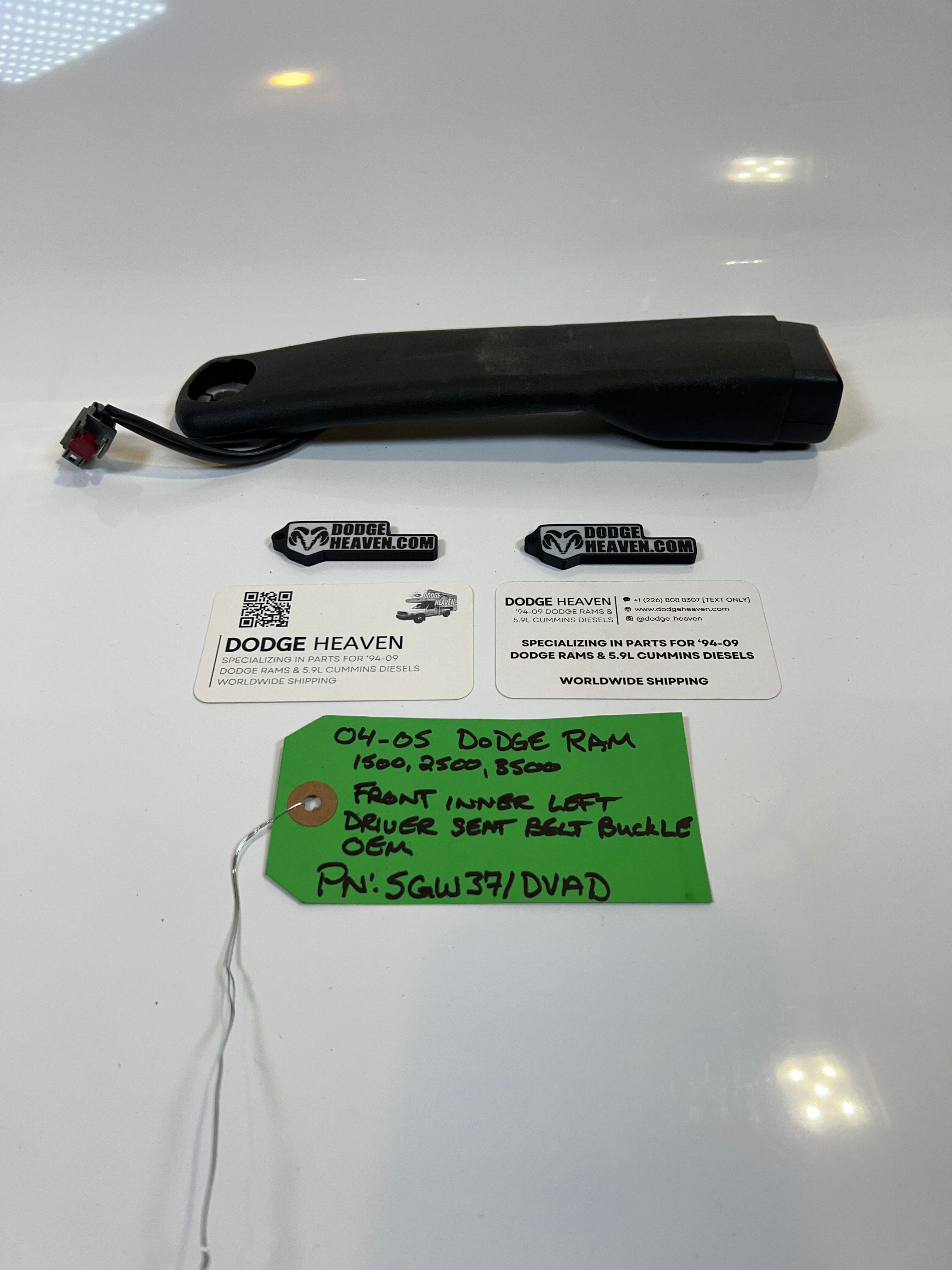 2004-2005 Dodge Ram Front Driver Seatbelt Buckle 1500 2500 3500