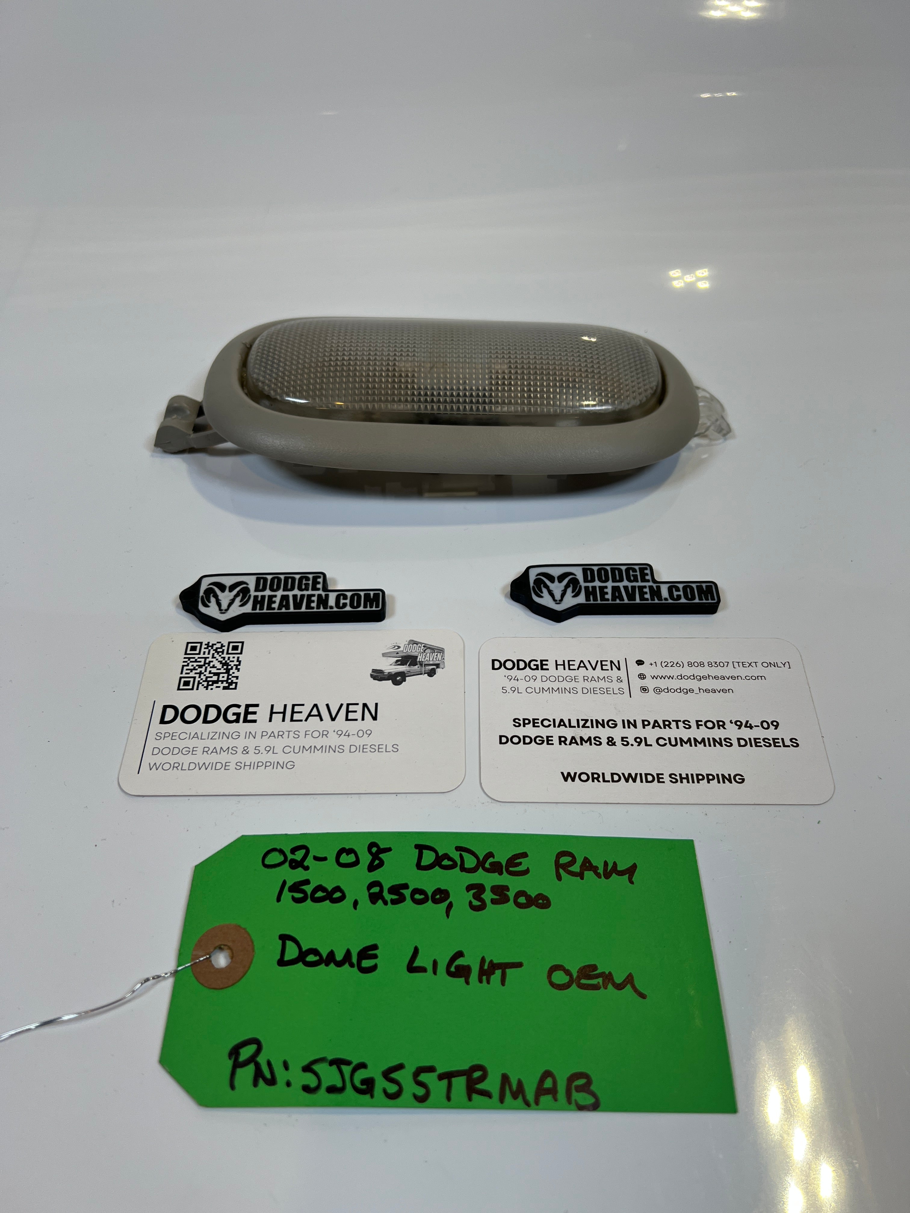 2002-2009 Dodge Ram Interior Headliner Dome Light 1500 2500 3500