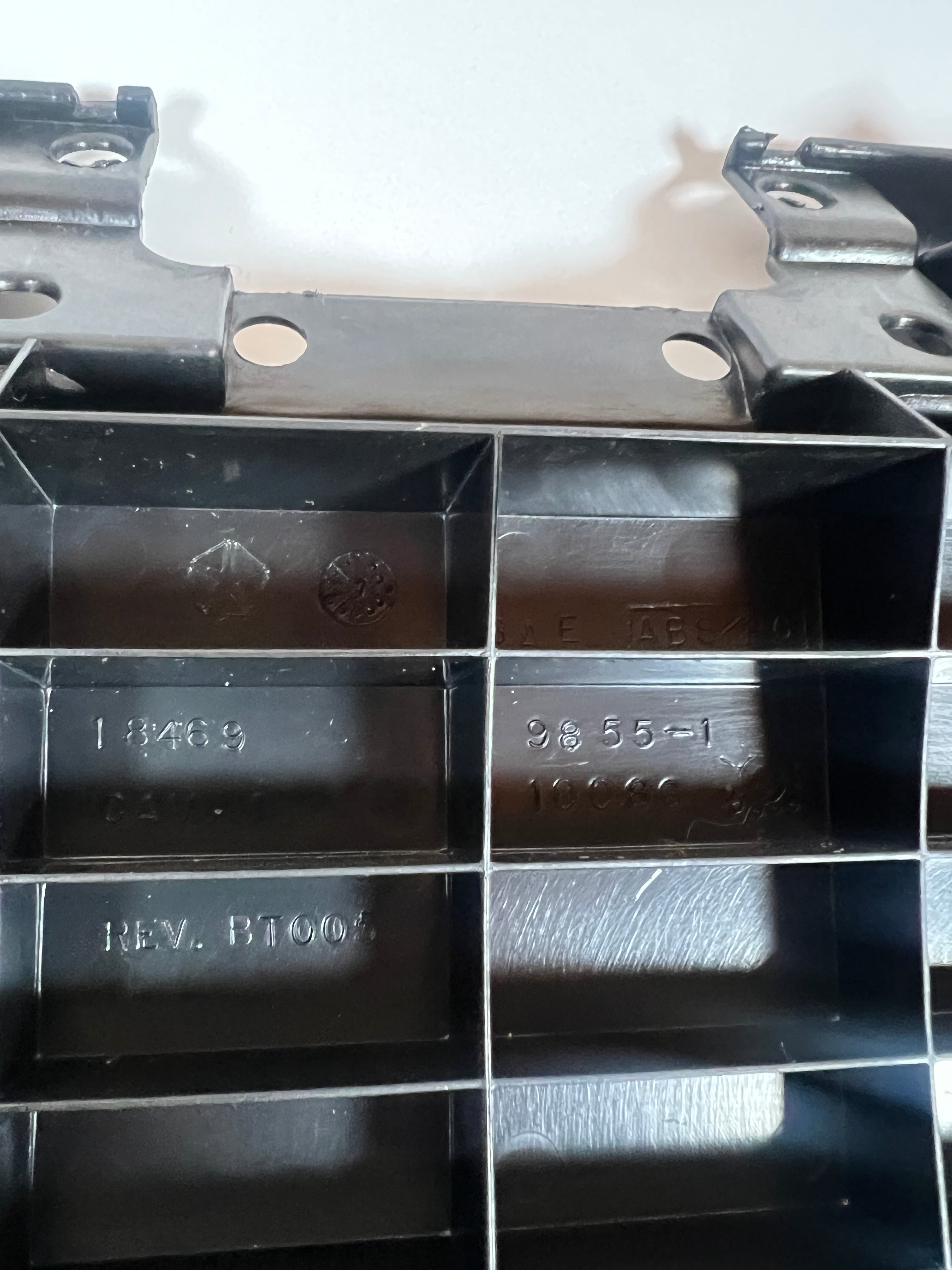 1998-2002 Dodge Ram Glove Box Inner Front Panel 1500 2500 3500