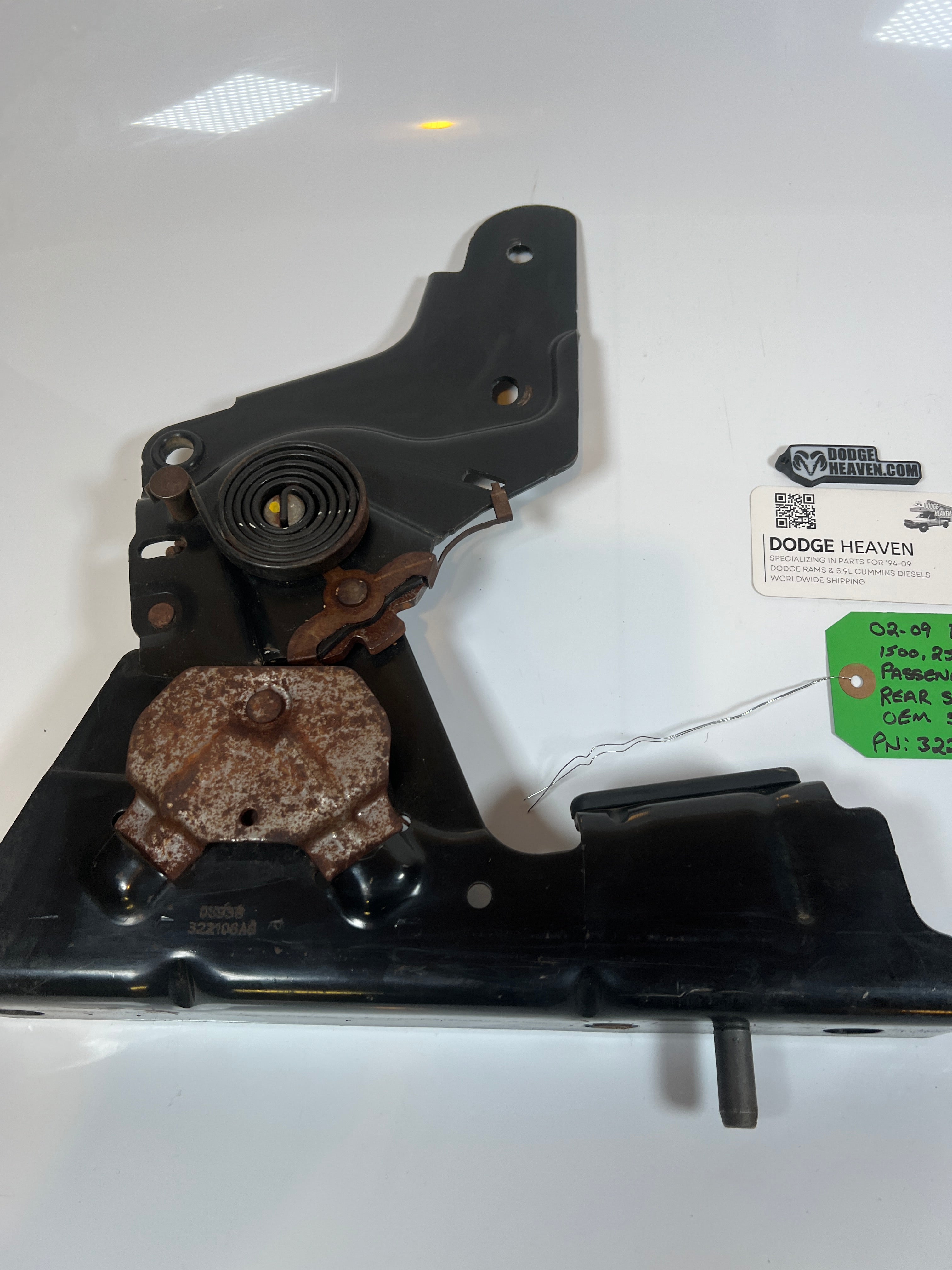 2002-2009 Dodge Ram Driver / RH 60 Split Rear Seat Hinge Brackets