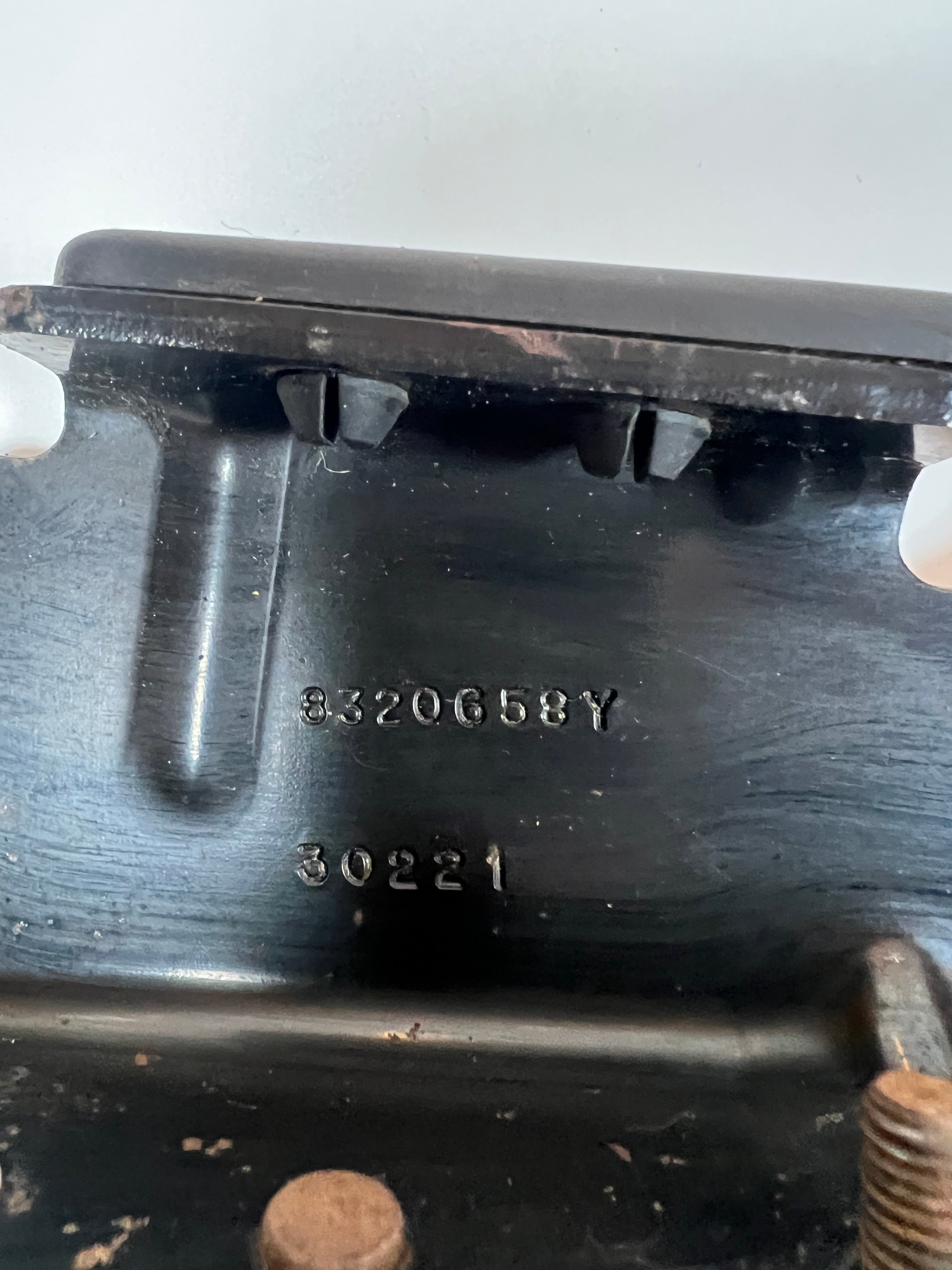 2002-2009 Dodge Ram Driver / RH 60 Split Rear Seat Hinge Brackets