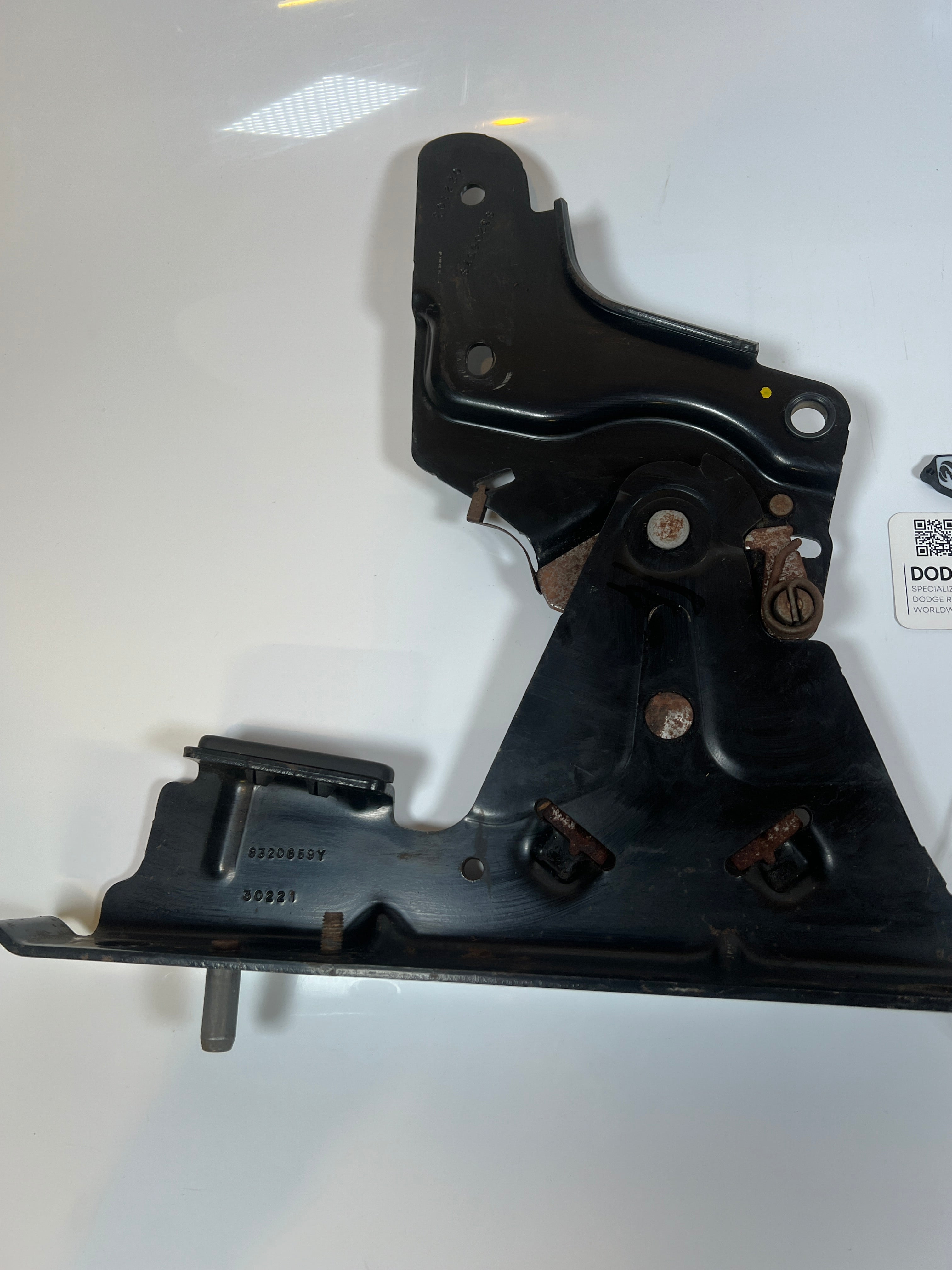 2002-2009 Dodge Ram Driver / RH 60 Split Rear Seat Hinge Brackets