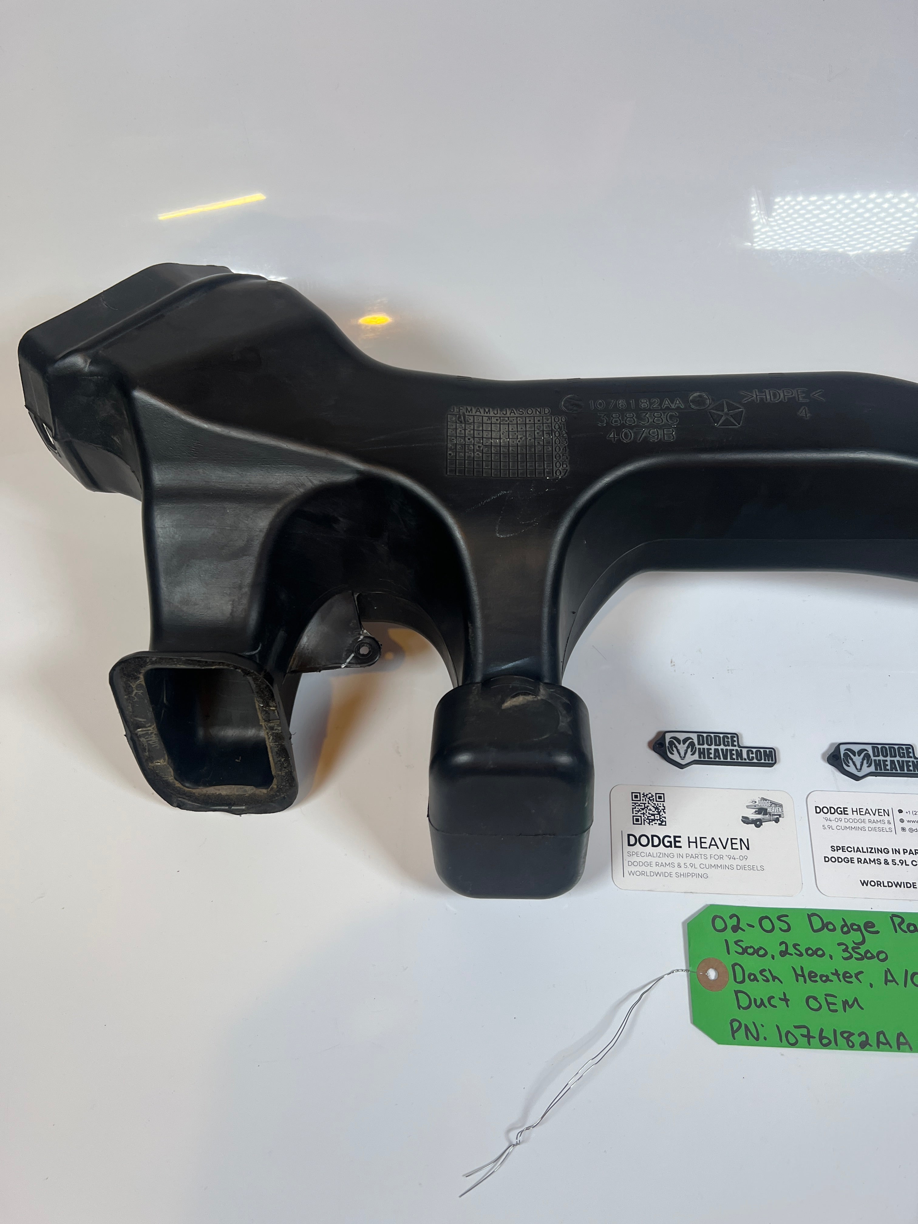 2002-2005 Dodge Ram Under Dash HVAC Duct Vent 1500 2500 3500