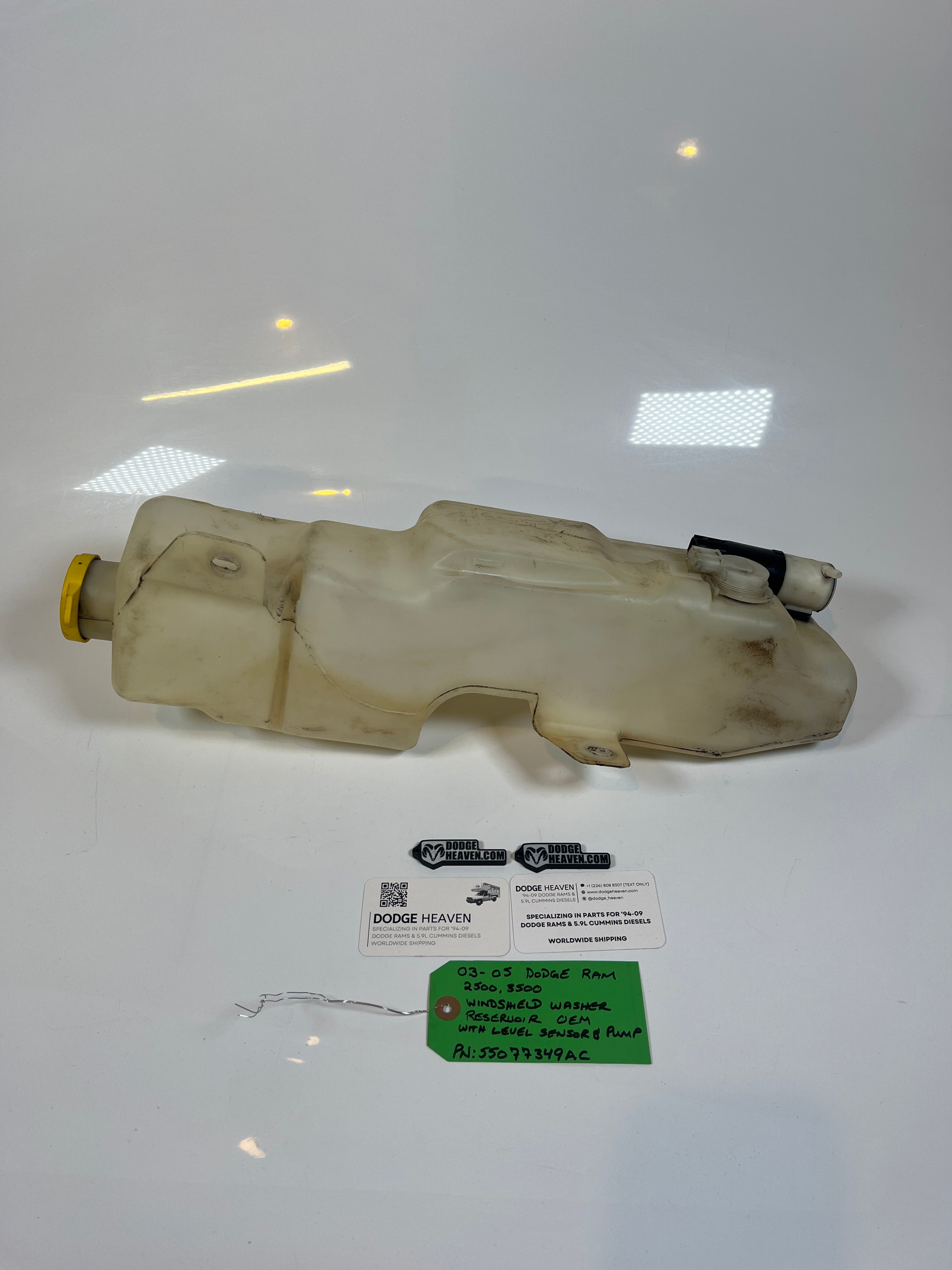 2003-2005 Dodge Ram Windshield Washer Reservoir & Pump