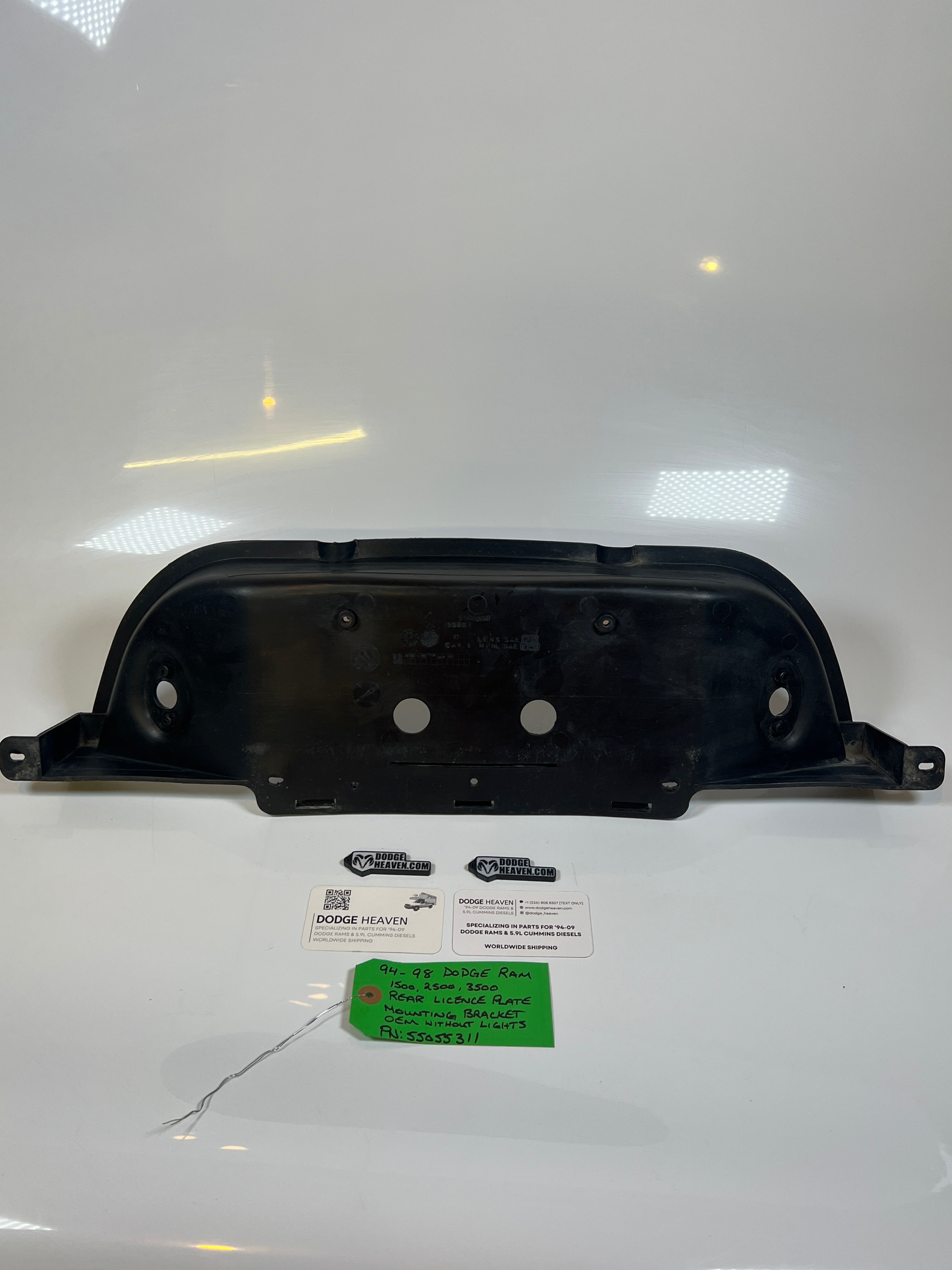 1994-1998 Dodge Ram Rear License Plate Mounting Bracket 1500-3500