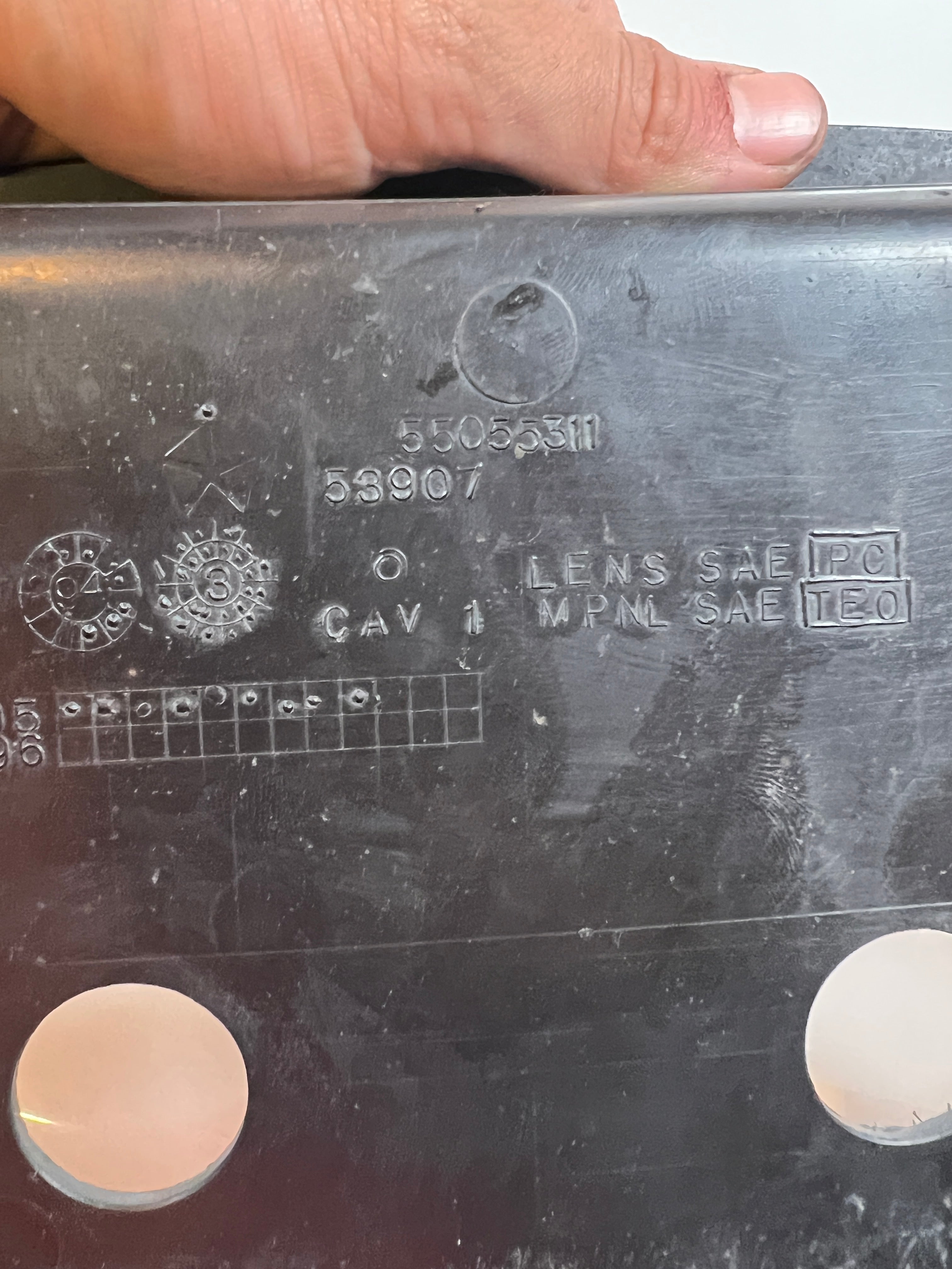 1994-1998 Dodge Ram Rear License Plate Mounting Bracket 1500-3500