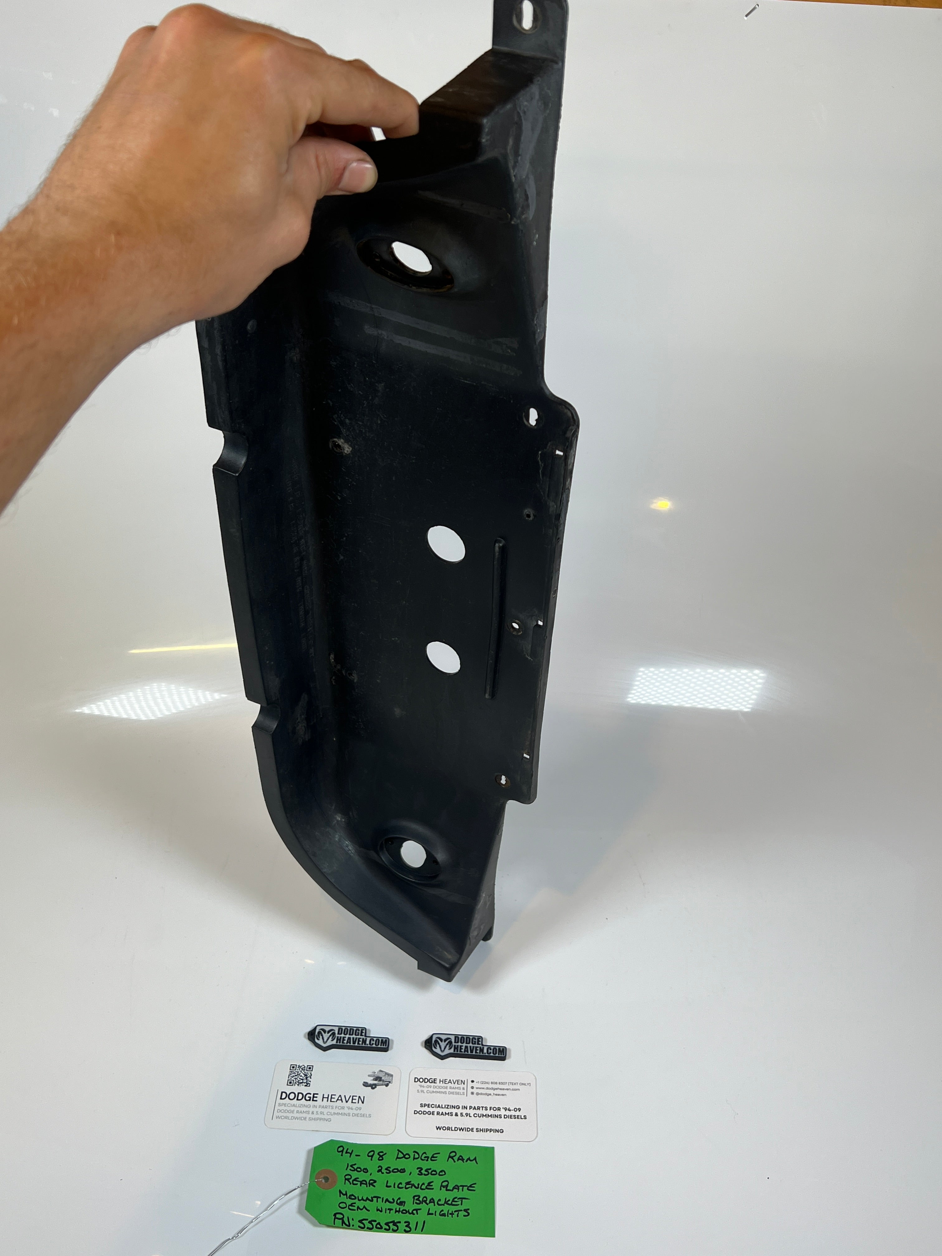 1994-1998 Dodge Ram Rear License Plate Mounting Bracket 1500-3500
