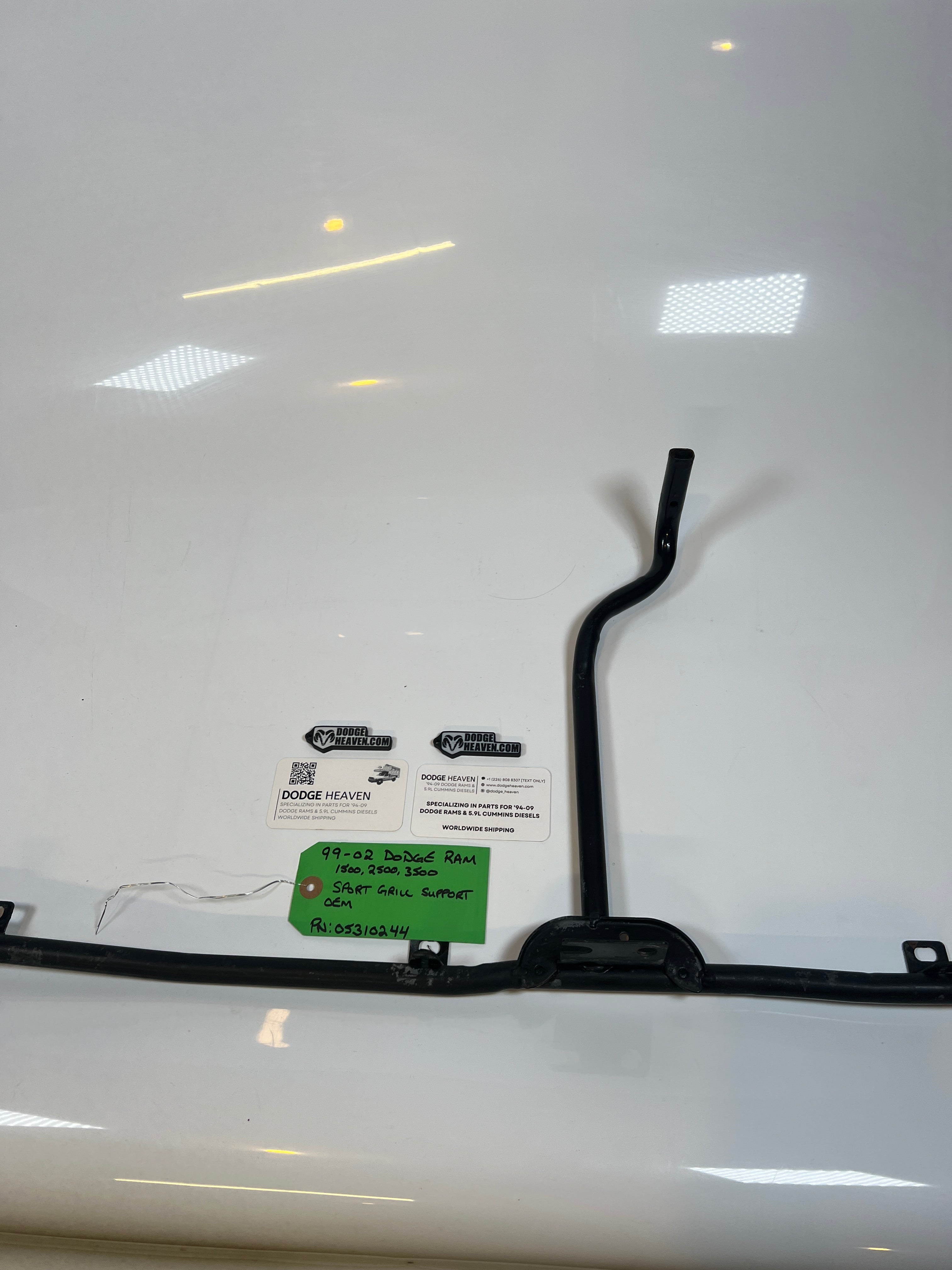 1999-2002 Dodge Ram Sport Grille Support Bracket 1500 2500 3500