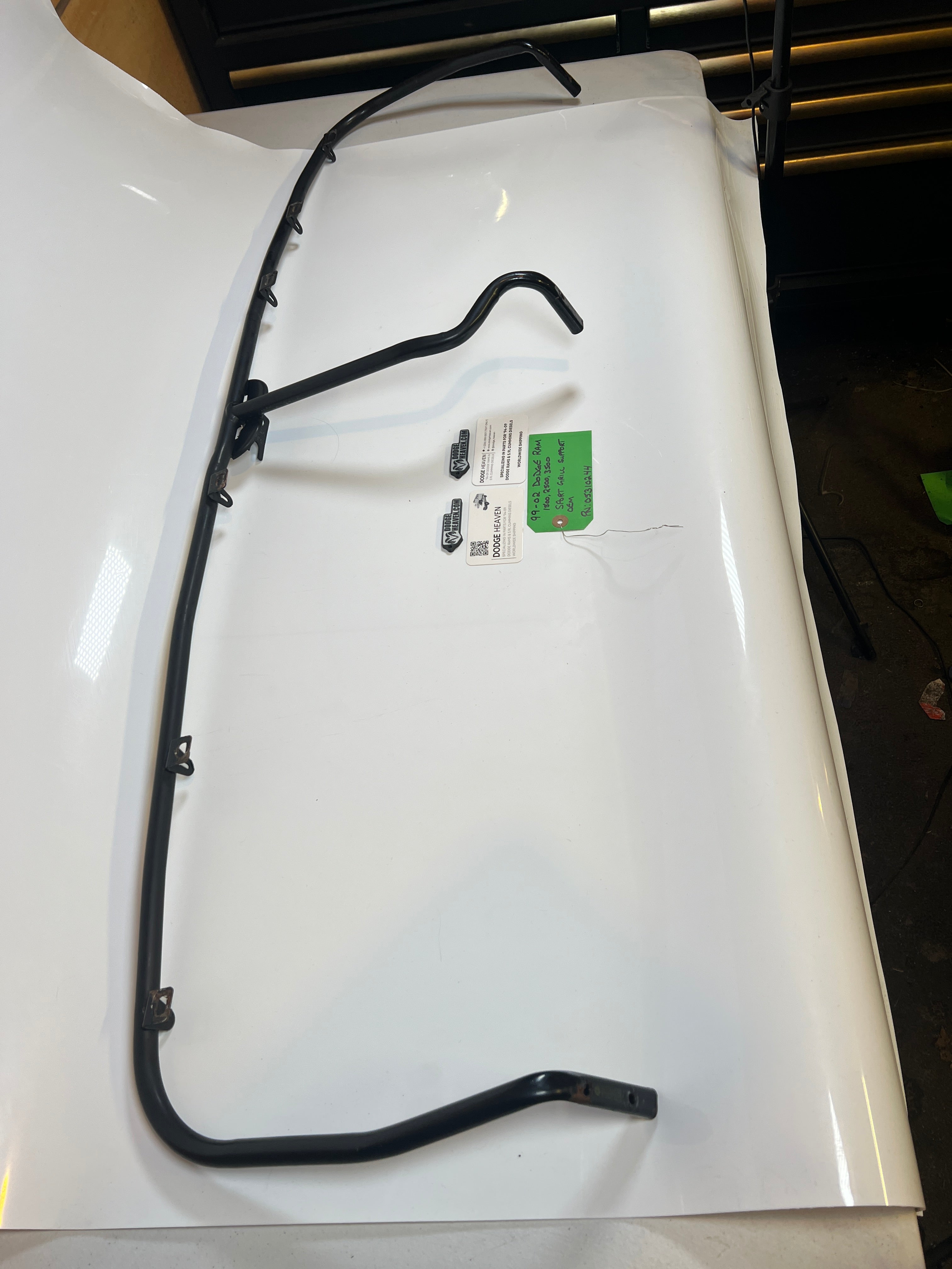 1999-2002 Dodge Ram Sport Grille Support Bracket 1500 2500 3500