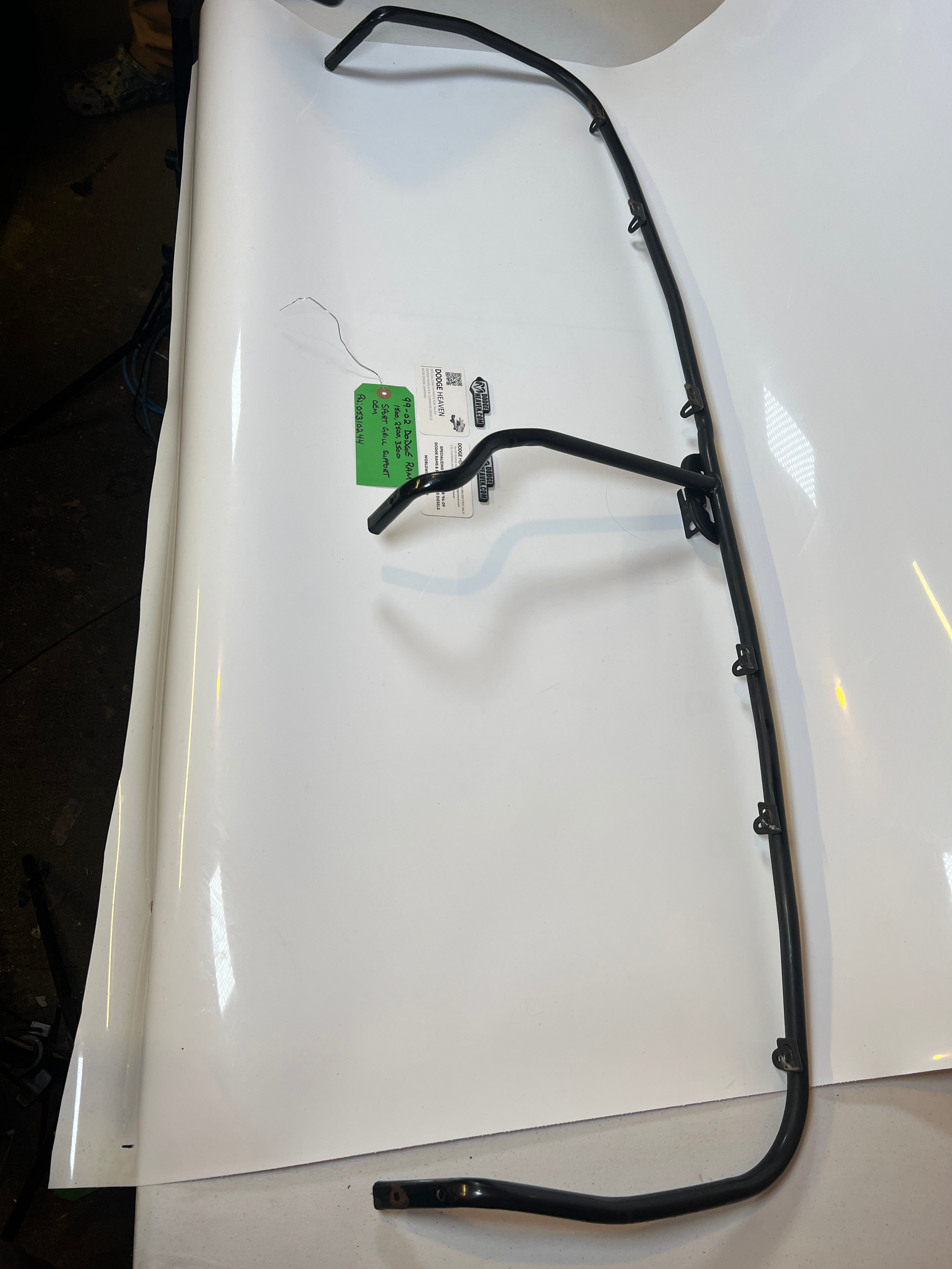 1999-2002 Dodge Ram Sport Grille Support Bracket 1500 2500 3500