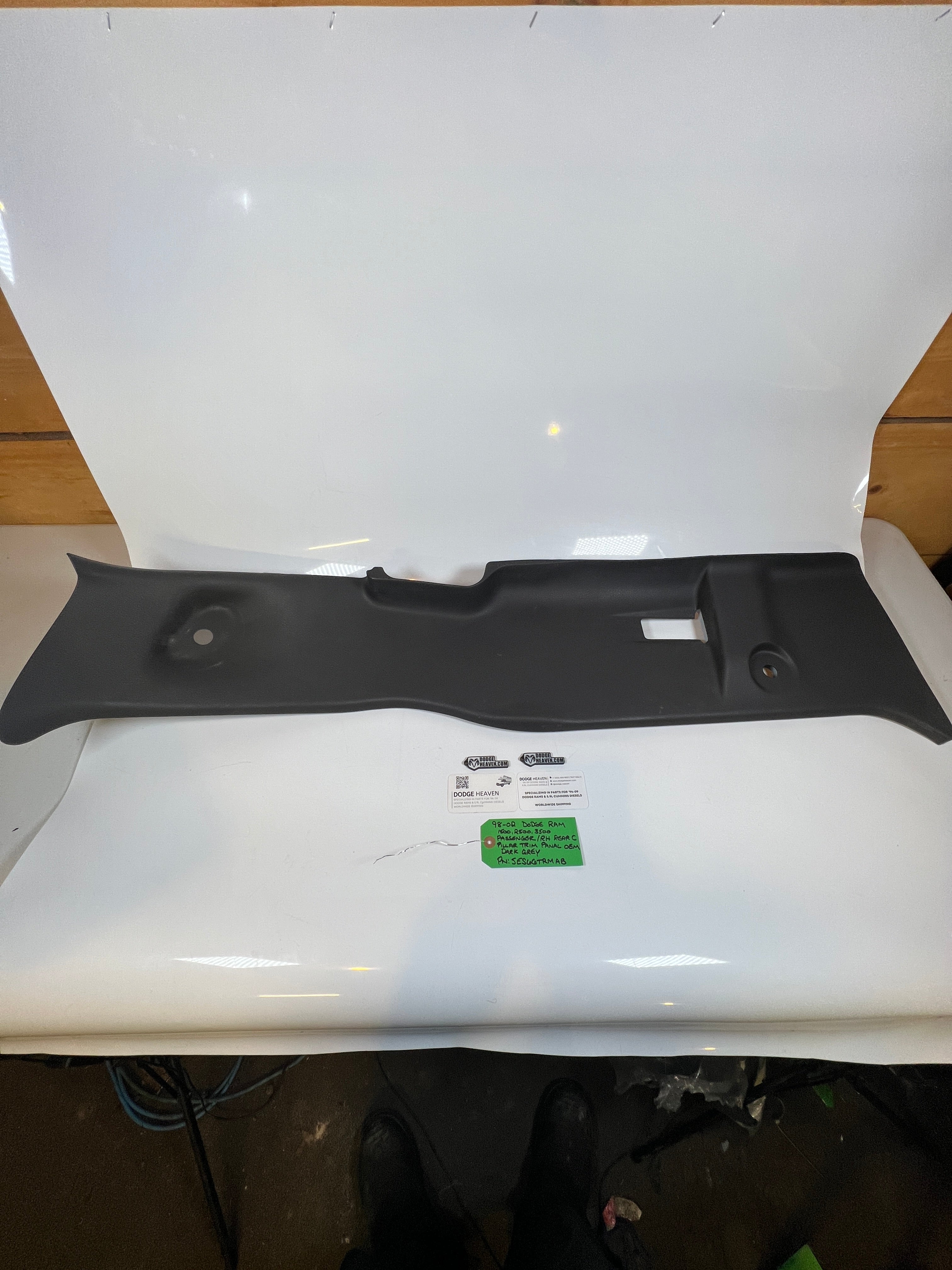 1998-2002 Dodge Ram passenger RH Rear C pillar Trim Panel EXT Cab Dark Grey