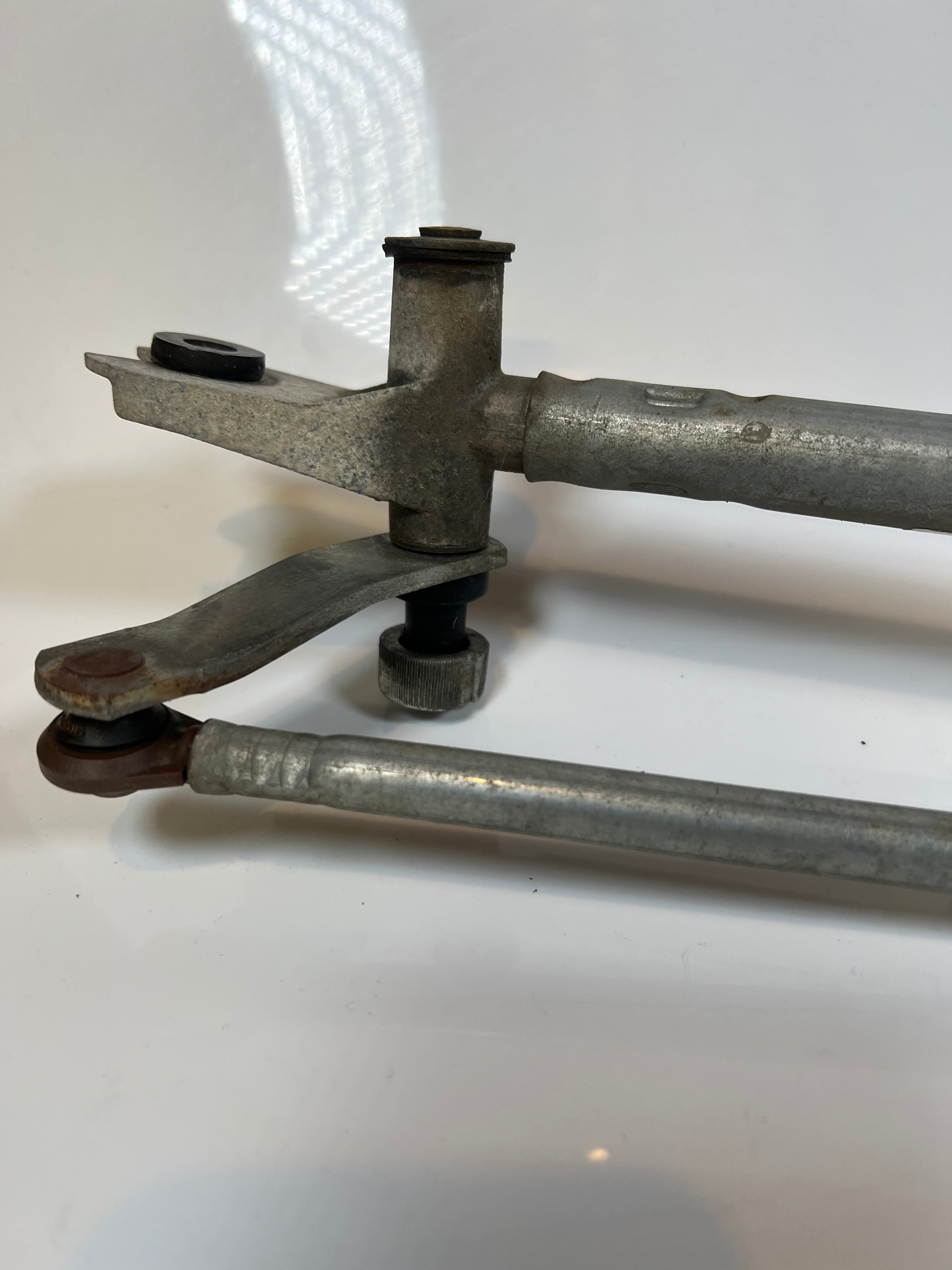 2003-2009 Dodge Ram Windshield Wiper Motor & Linkage