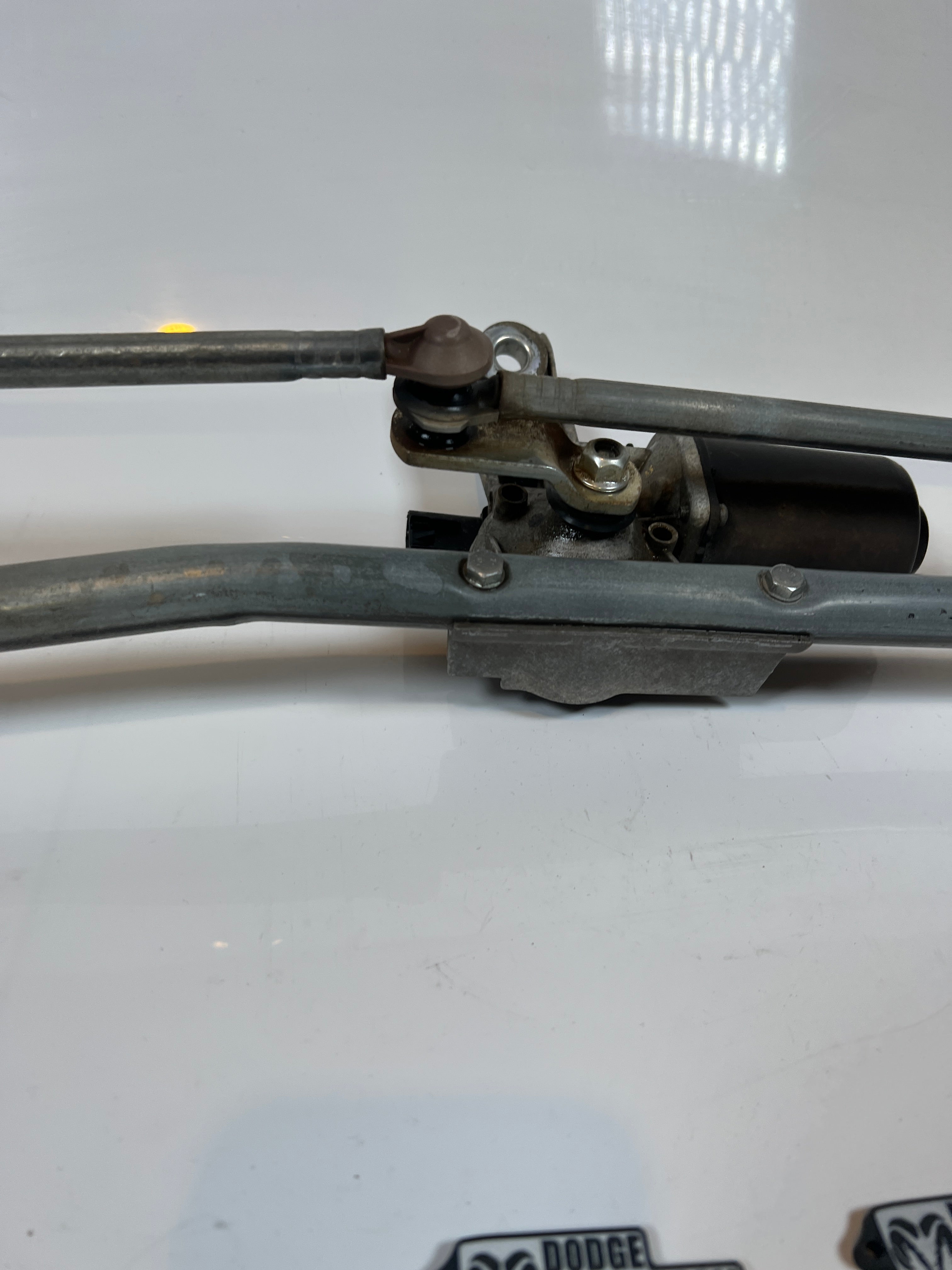 2003-2009 Dodge Ram Windshield Wiper Motor & Linkage