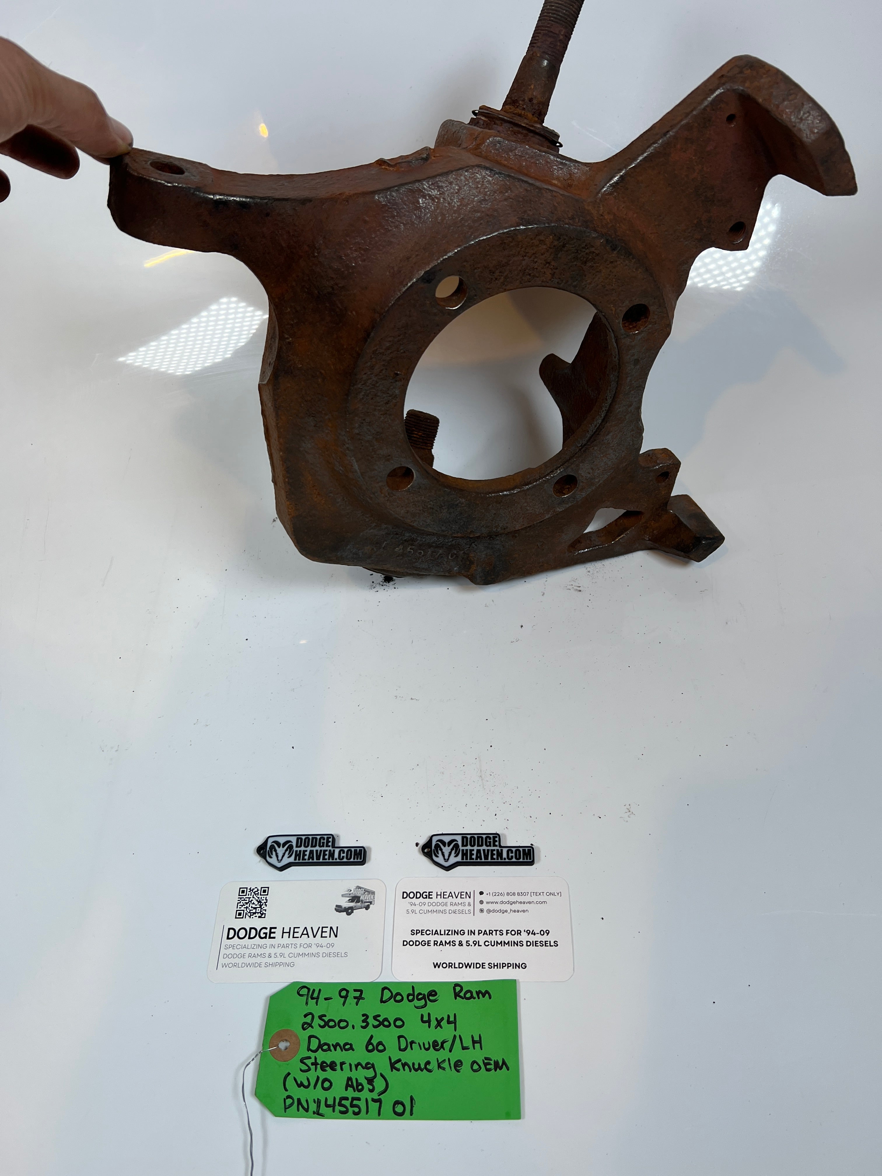 1994-1997 Dodge Ram 2500 3500 Dana 60 4x4 Steering Knuckle Driver