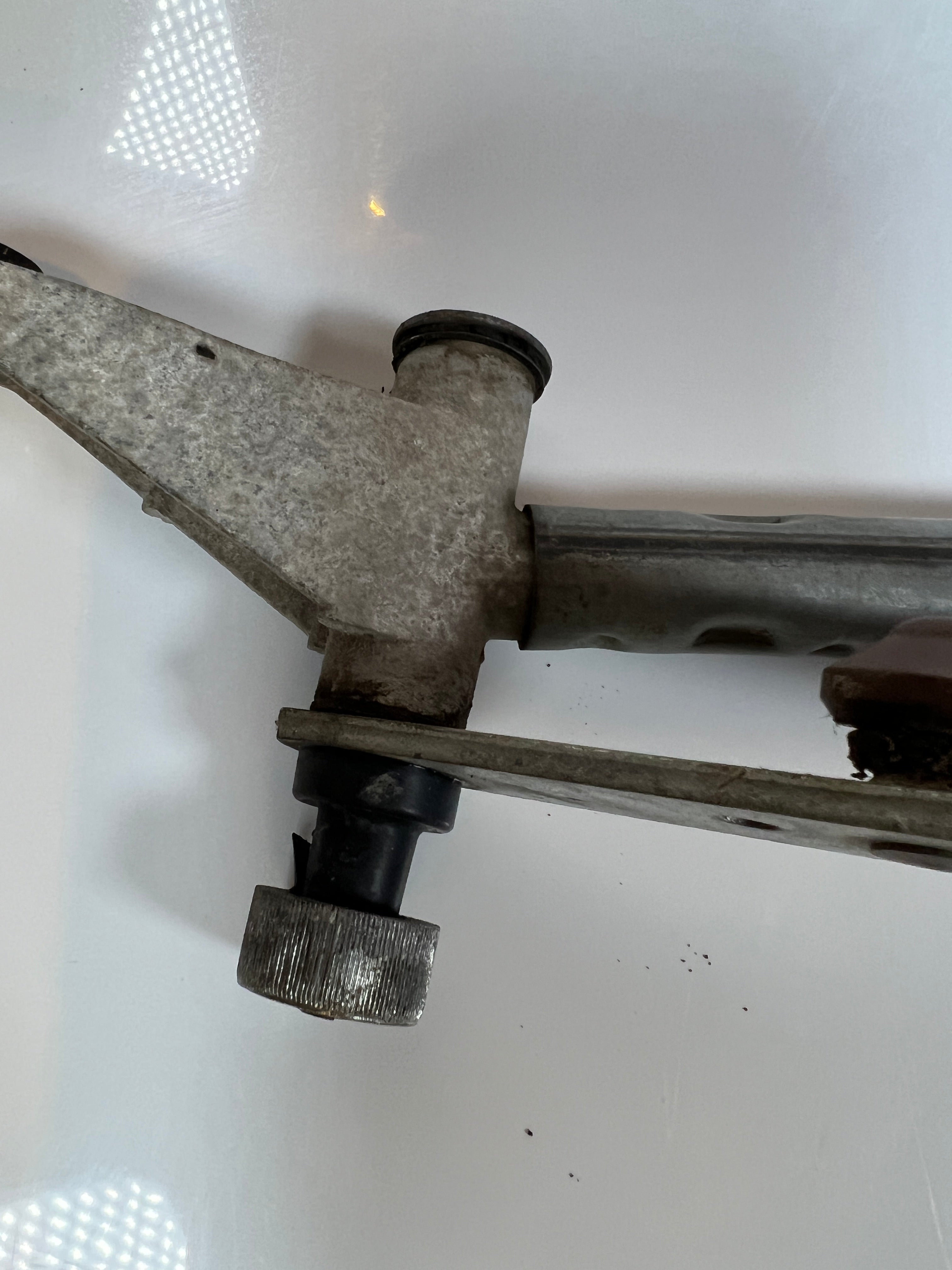 2003-2009 Dodge Ram 1500 2500 3500 Windshield Wiper Linkage