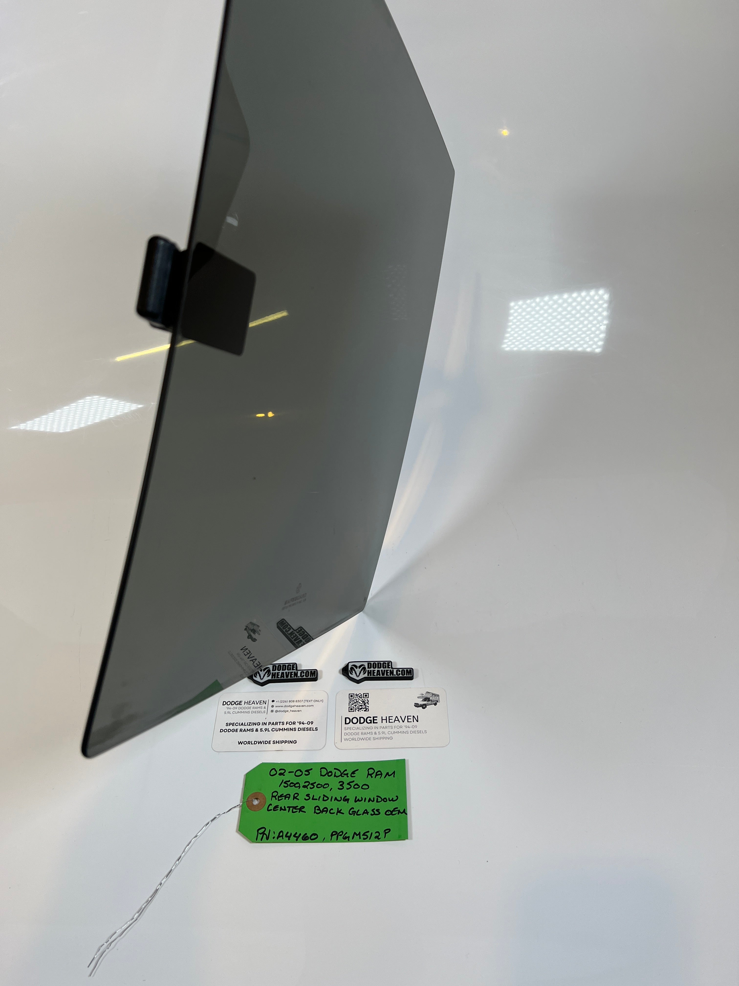 2002-2005 Dodge Ram 1500-3500 Rear Sliding Window Center Back Glass