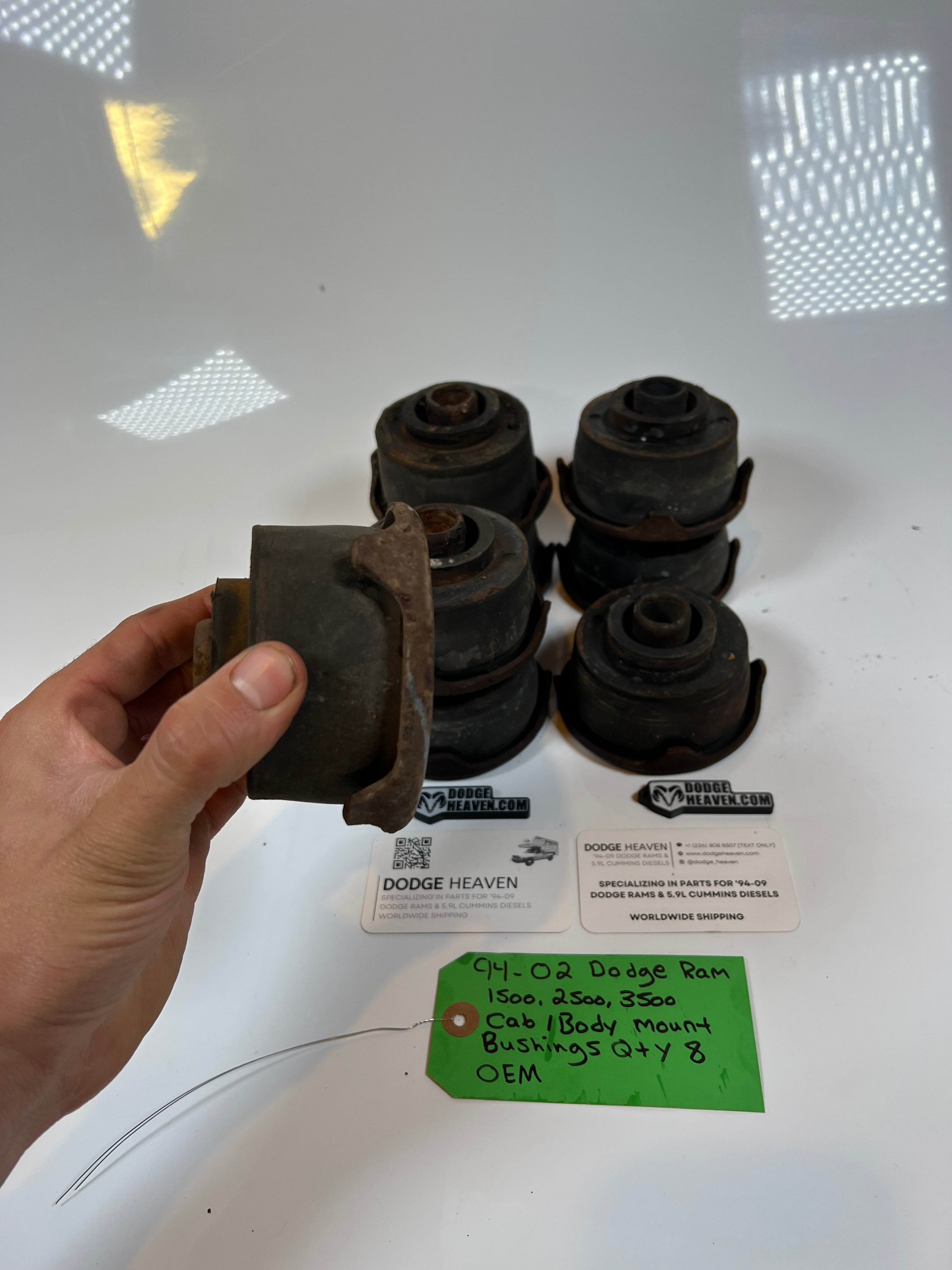1994-2002 Dodge Ram 1500 2500 3500 Cab / Body mount bushings Qty 8