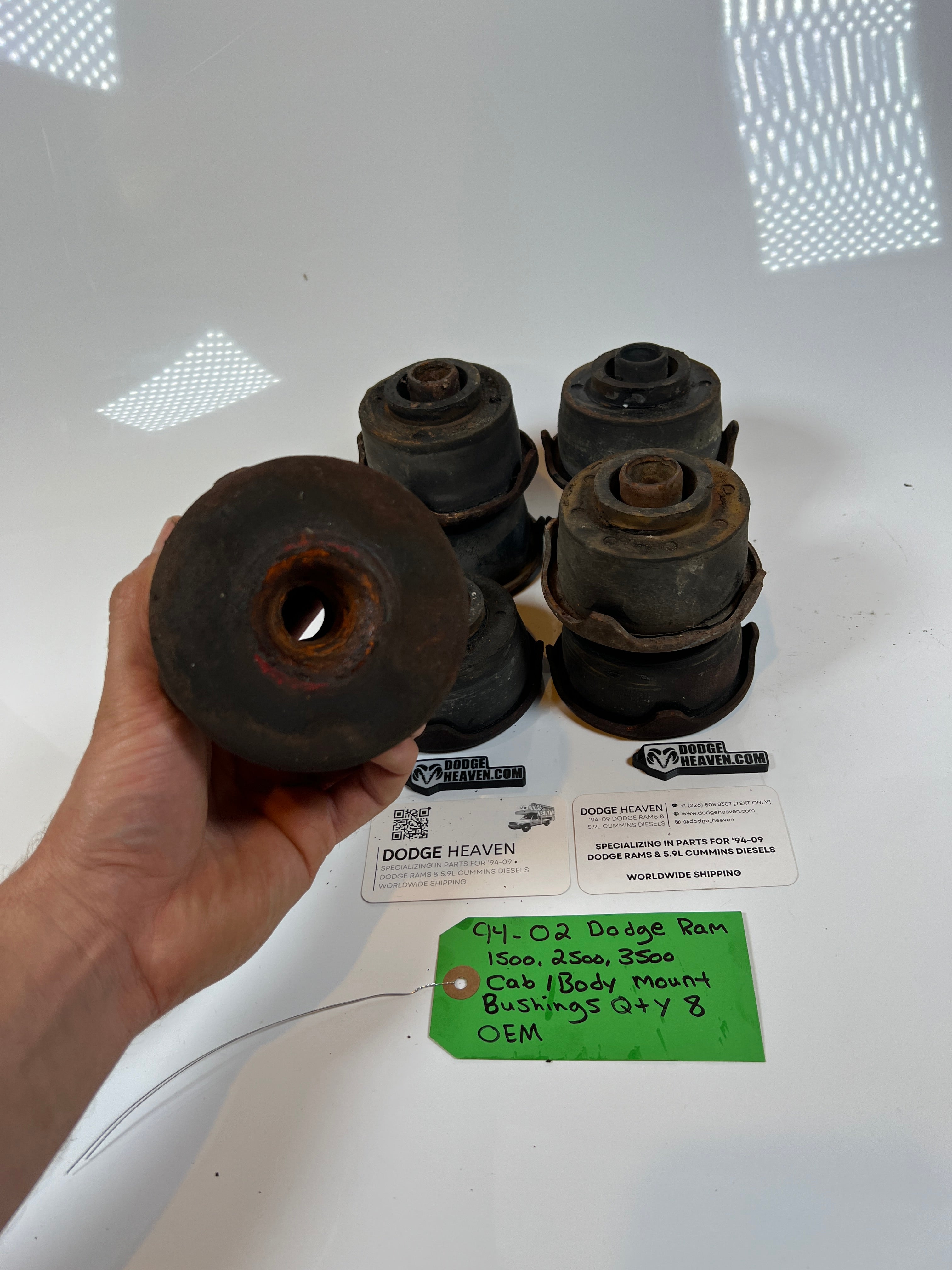 1994-2002 Dodge Ram 1500 2500 3500 Cab / Body mount bushings Qty 8