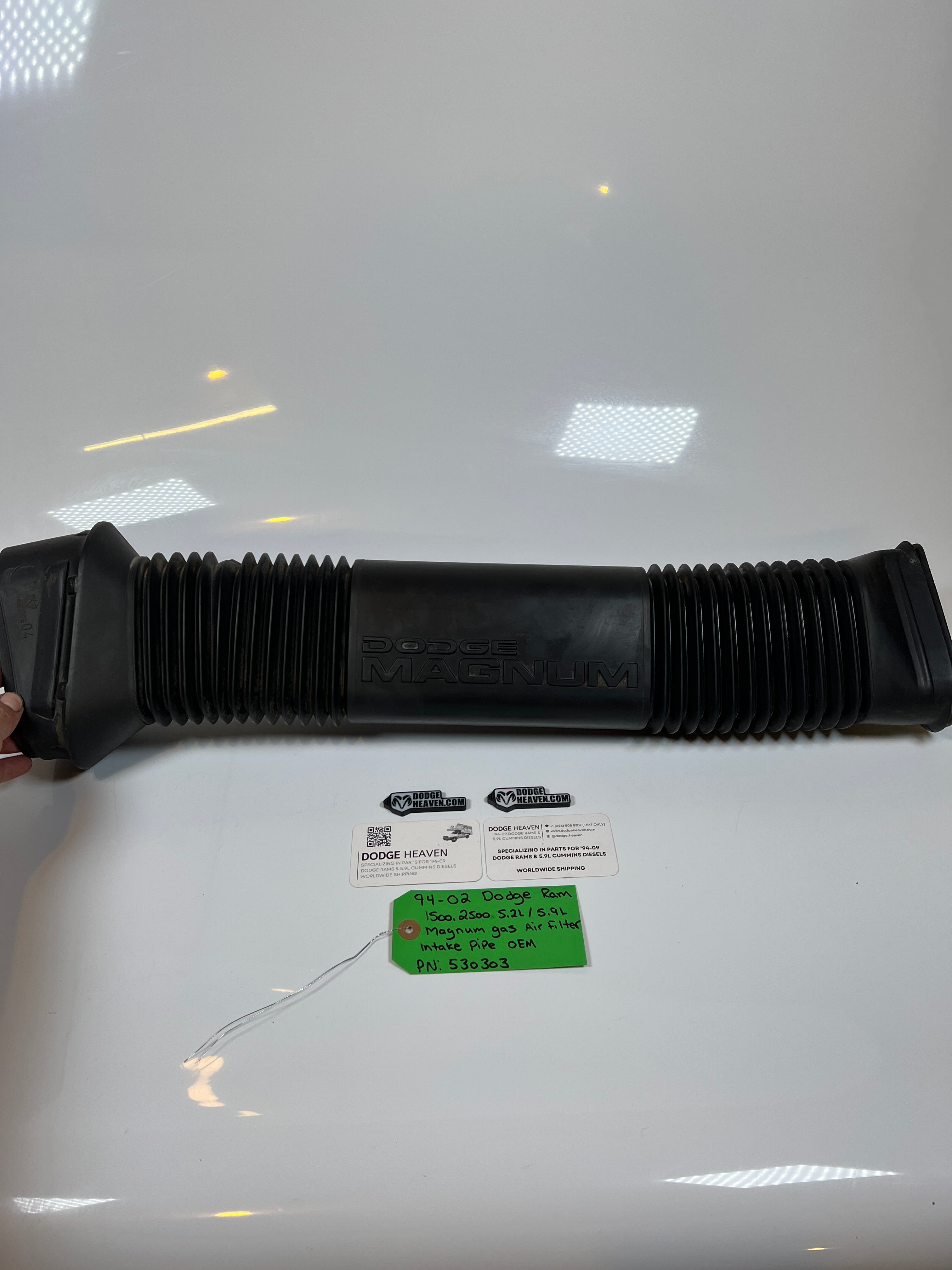1994-2002 Dodge Ram 1500 2500 5.2L / 5.9l magnum Air filter Intake Pipe