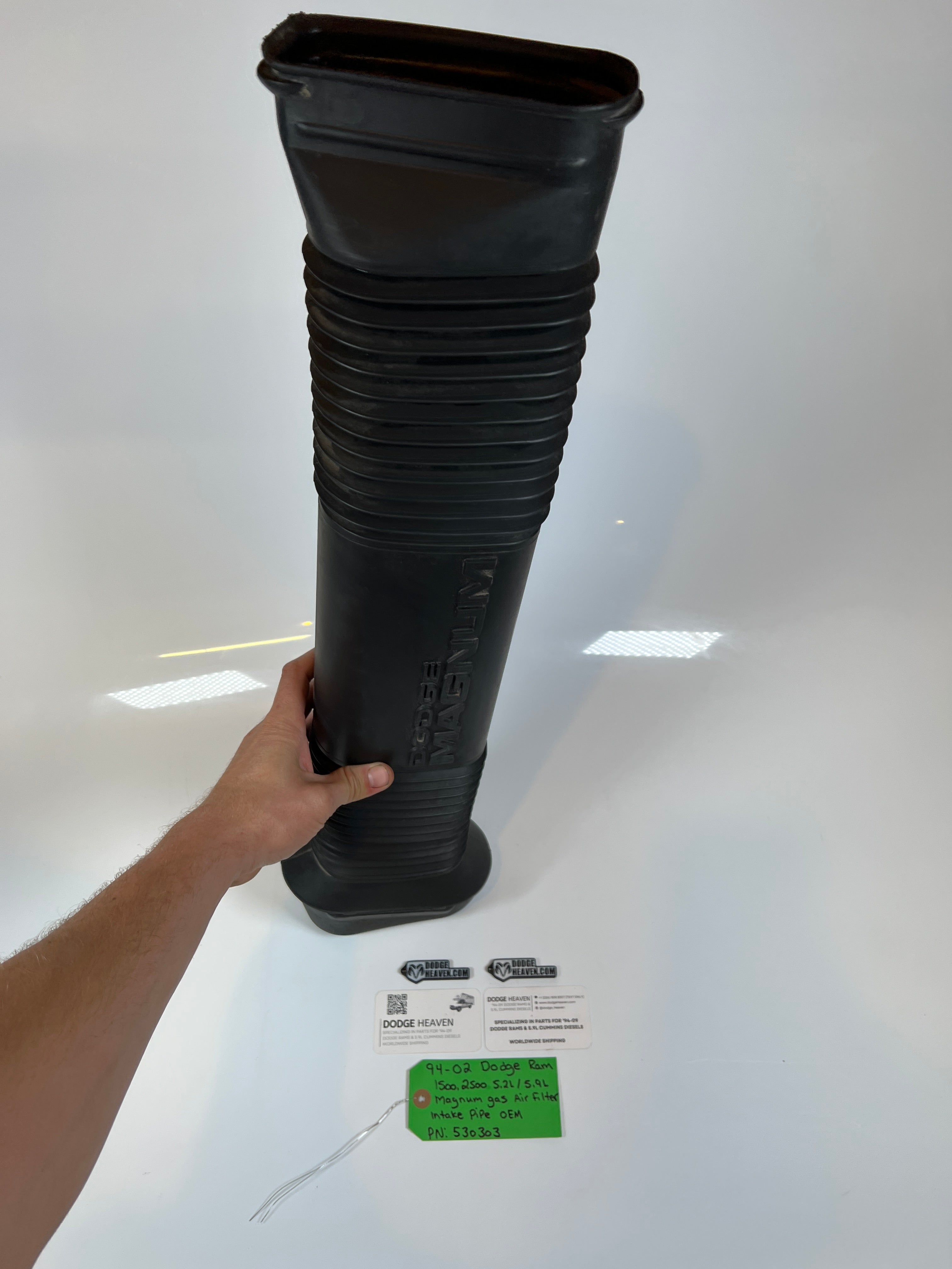 1994-2002 Dodge Ram 1500 2500 5.2L / 5.9l magnum Air filter Intake Pipe